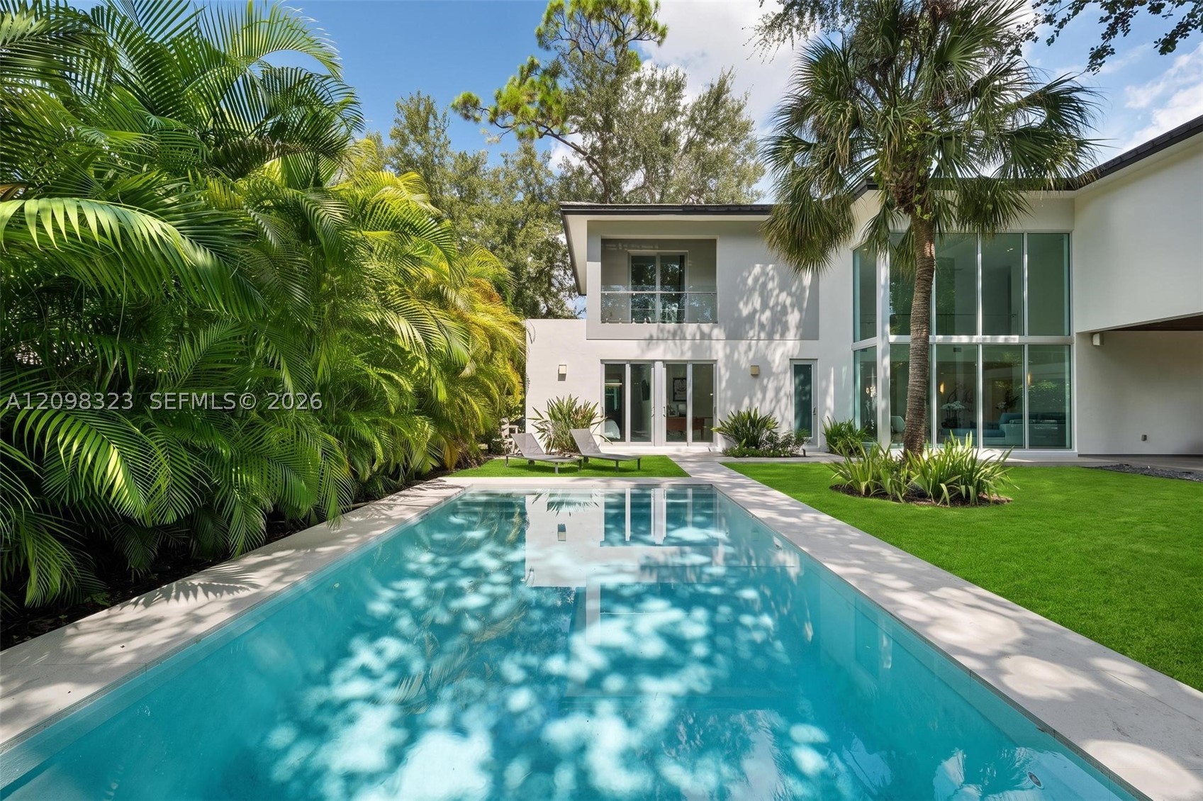 5960 SW 79th St South Miami, FL 33143
