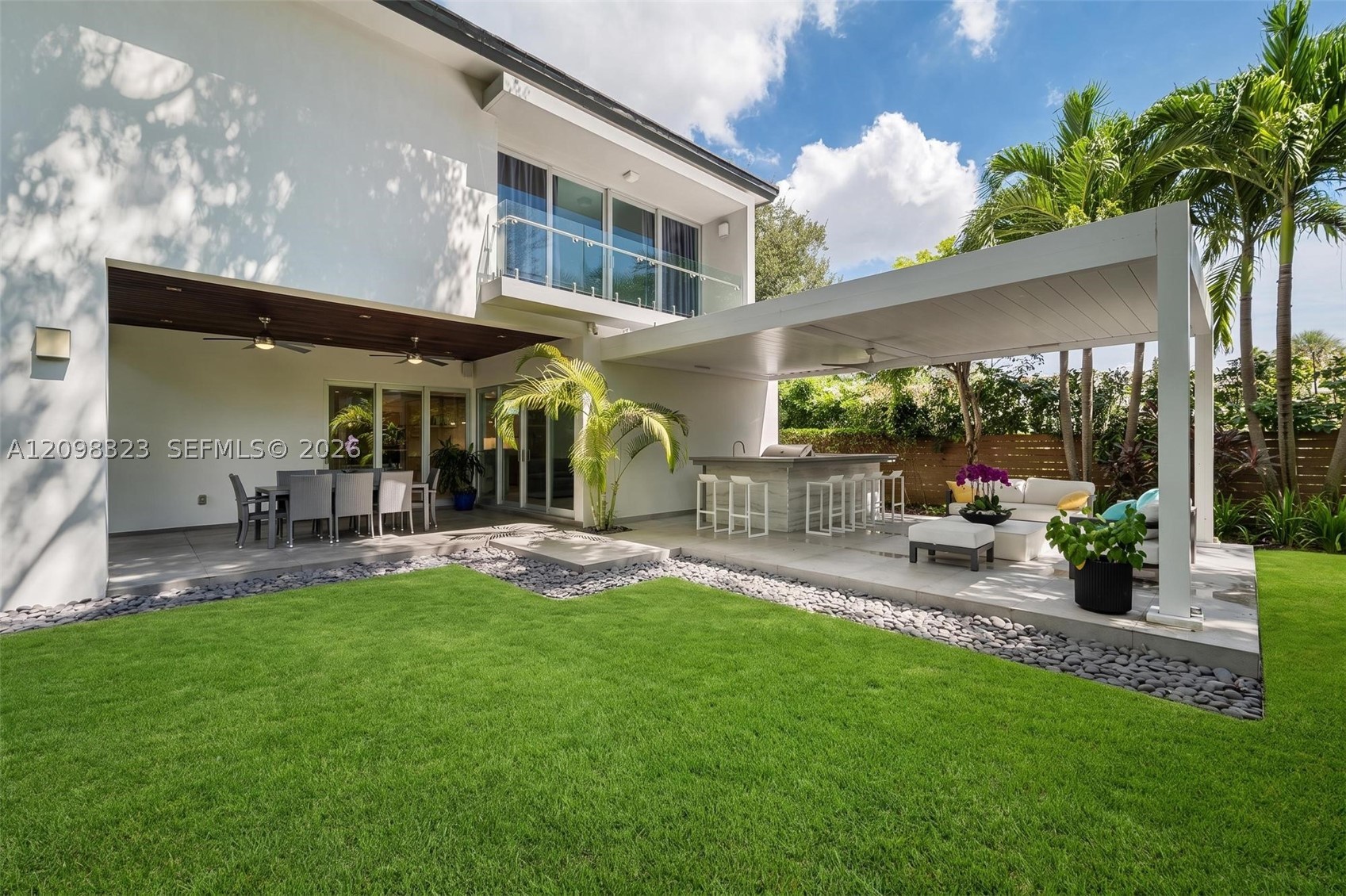 5960 SW 79th St South Miami, FL 33143