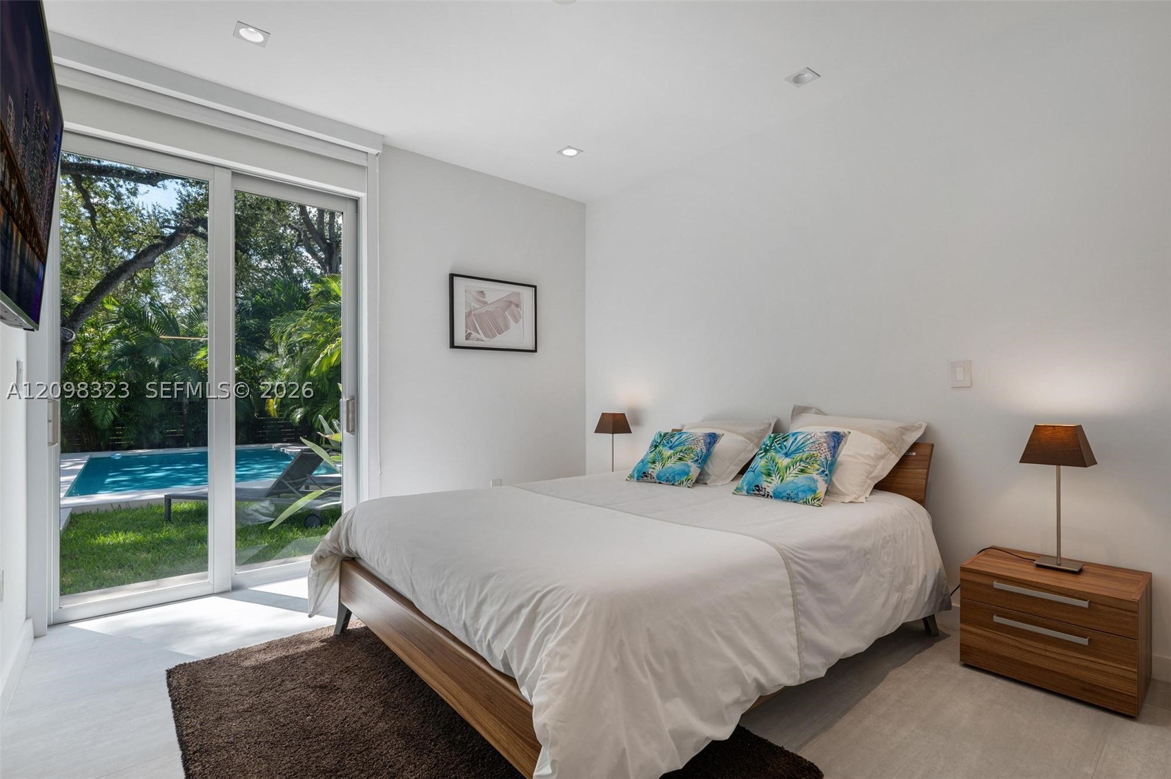5960 SW 79th St South Miami, FL 33143