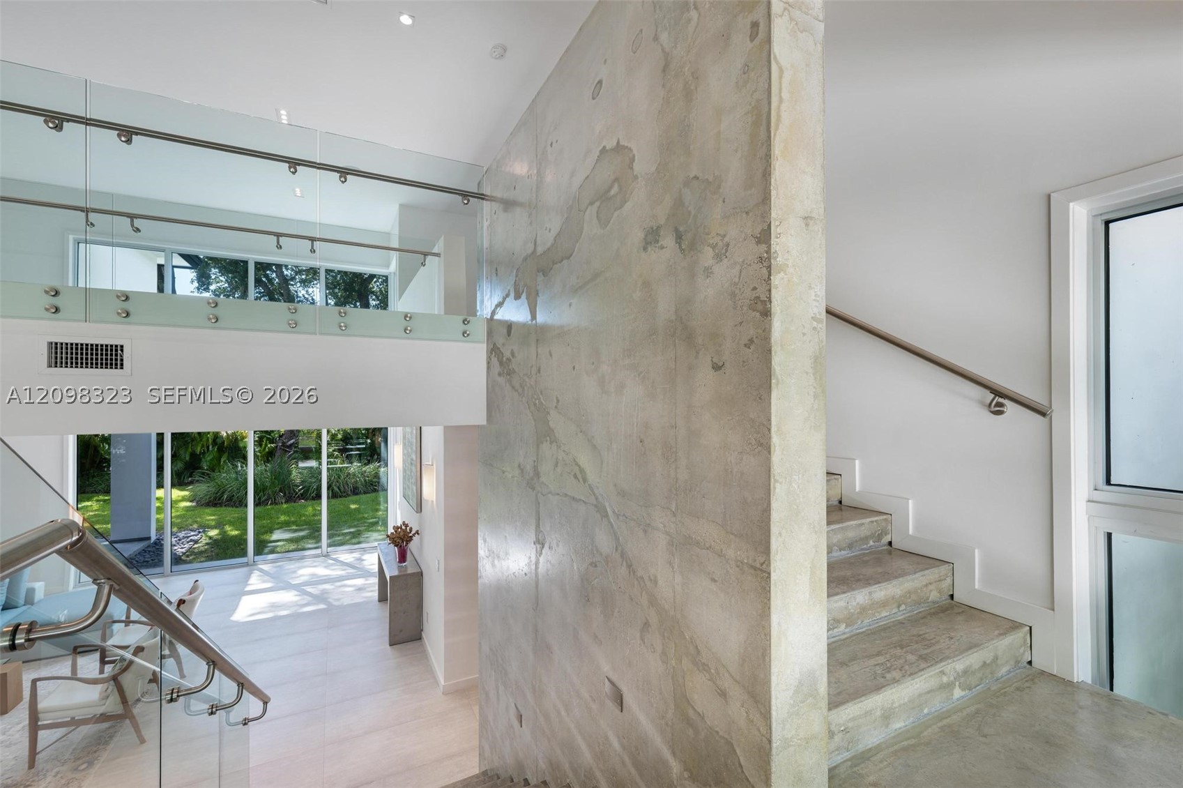 5960 SW 79th St South Miami, FL 33143