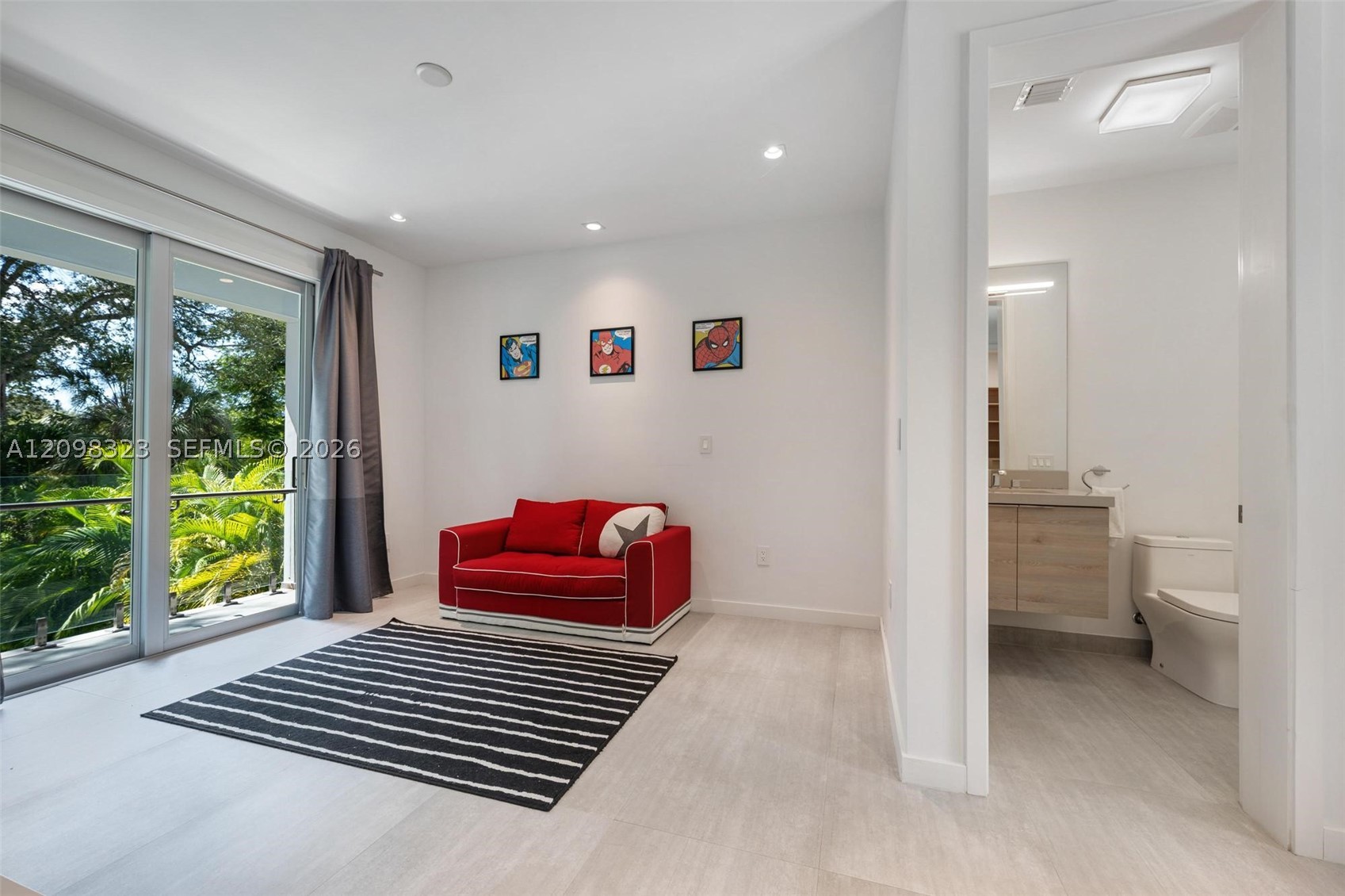 5960 SW 79th St South Miami, FL 33143