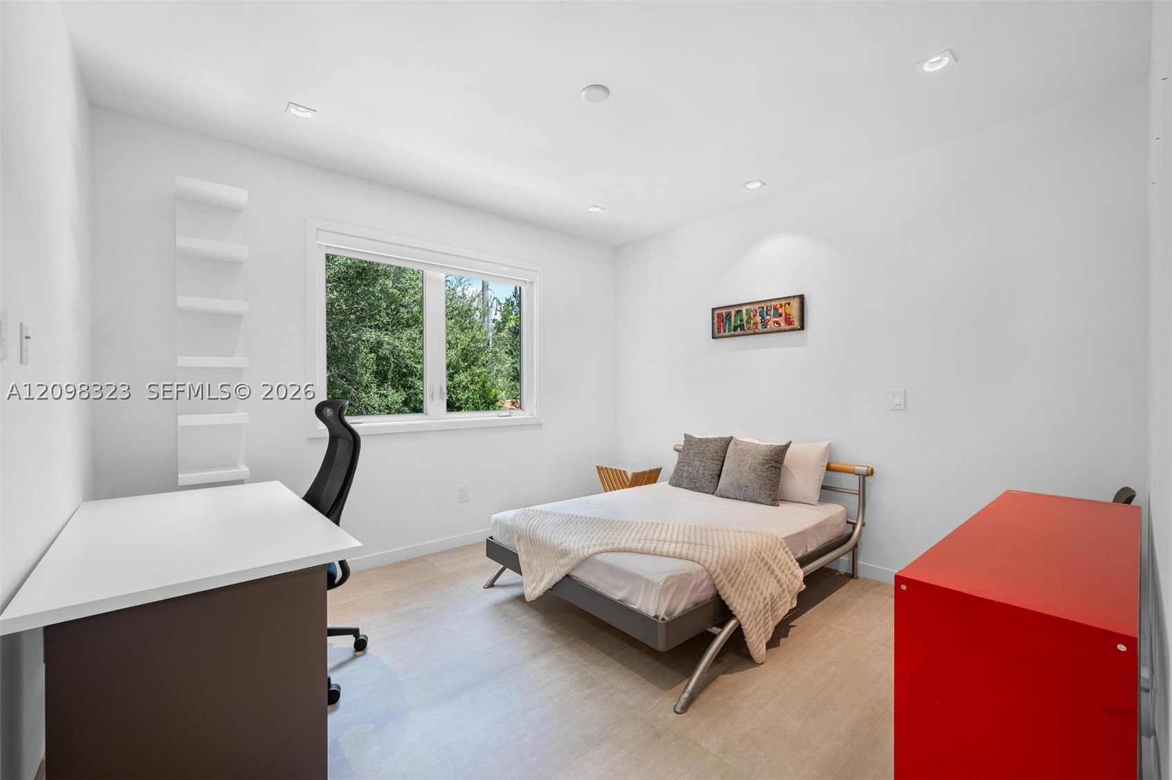 5960 SW 79th St South Miami, FL 33143