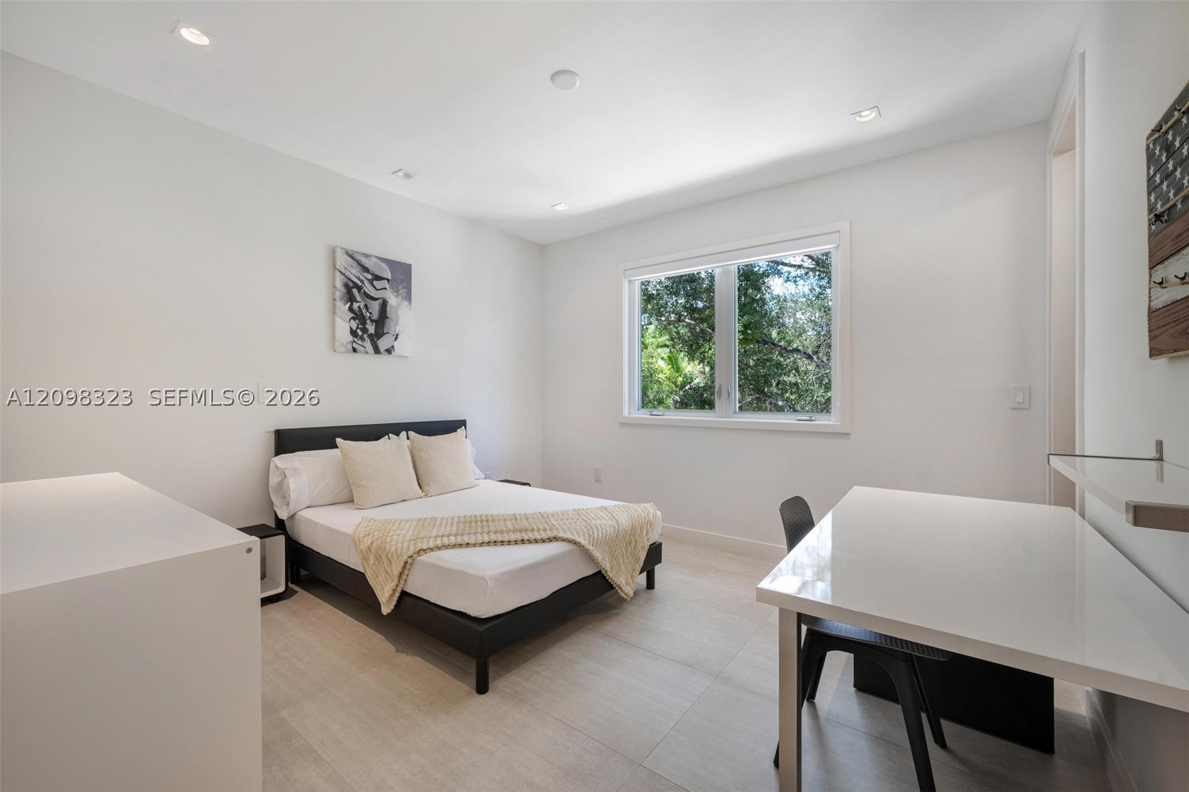 5960 SW 79th St South Miami, FL 33143