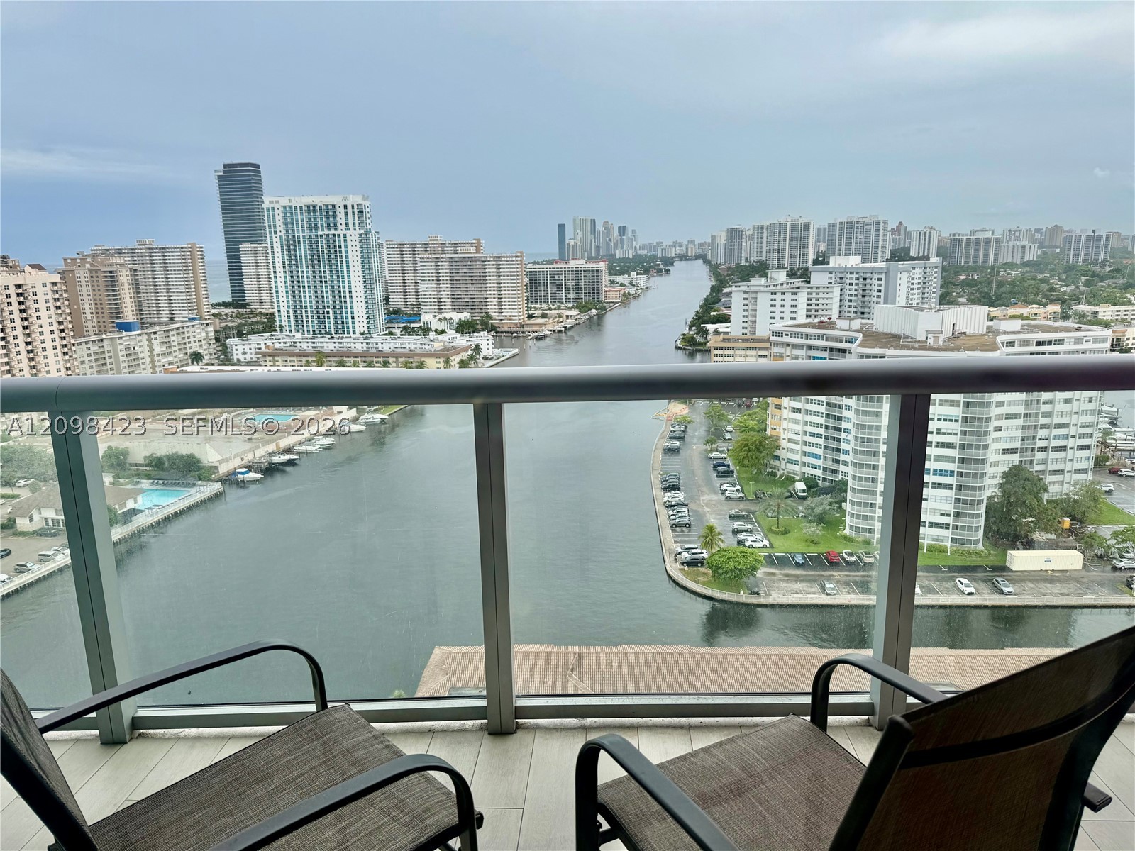 image Beachwalk Condominium22