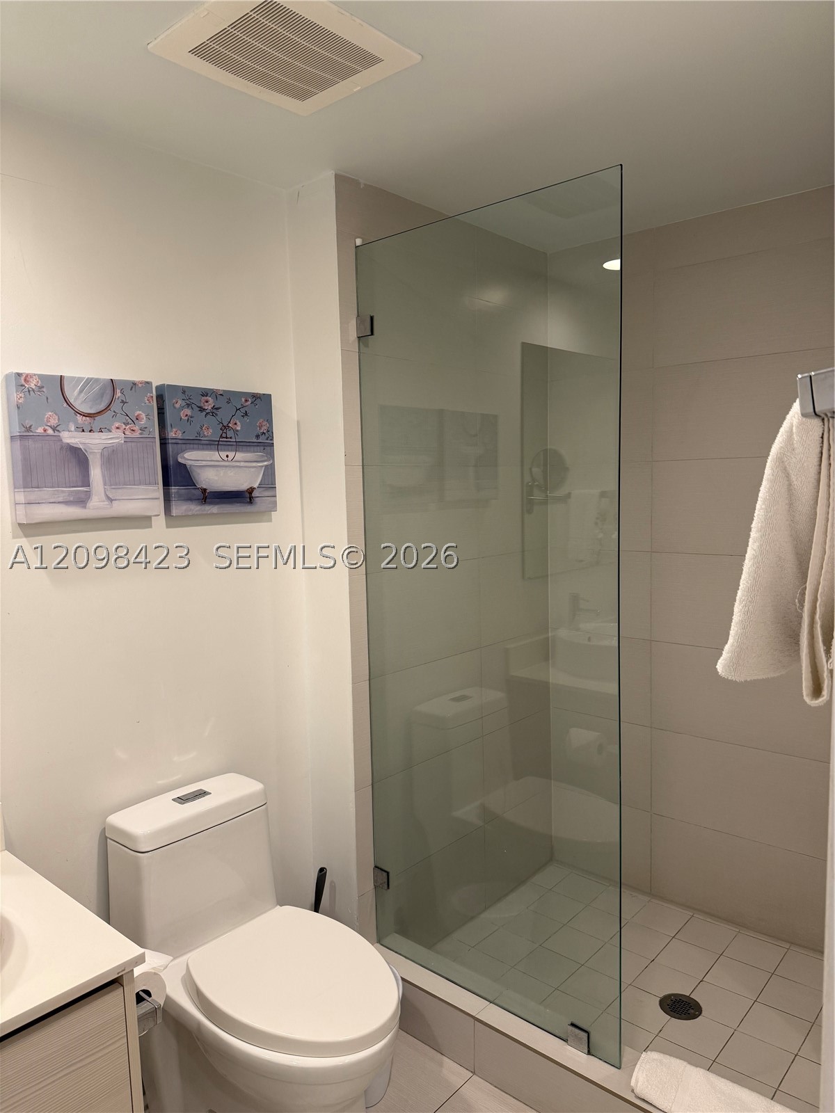 image Beachwalk Condominium24