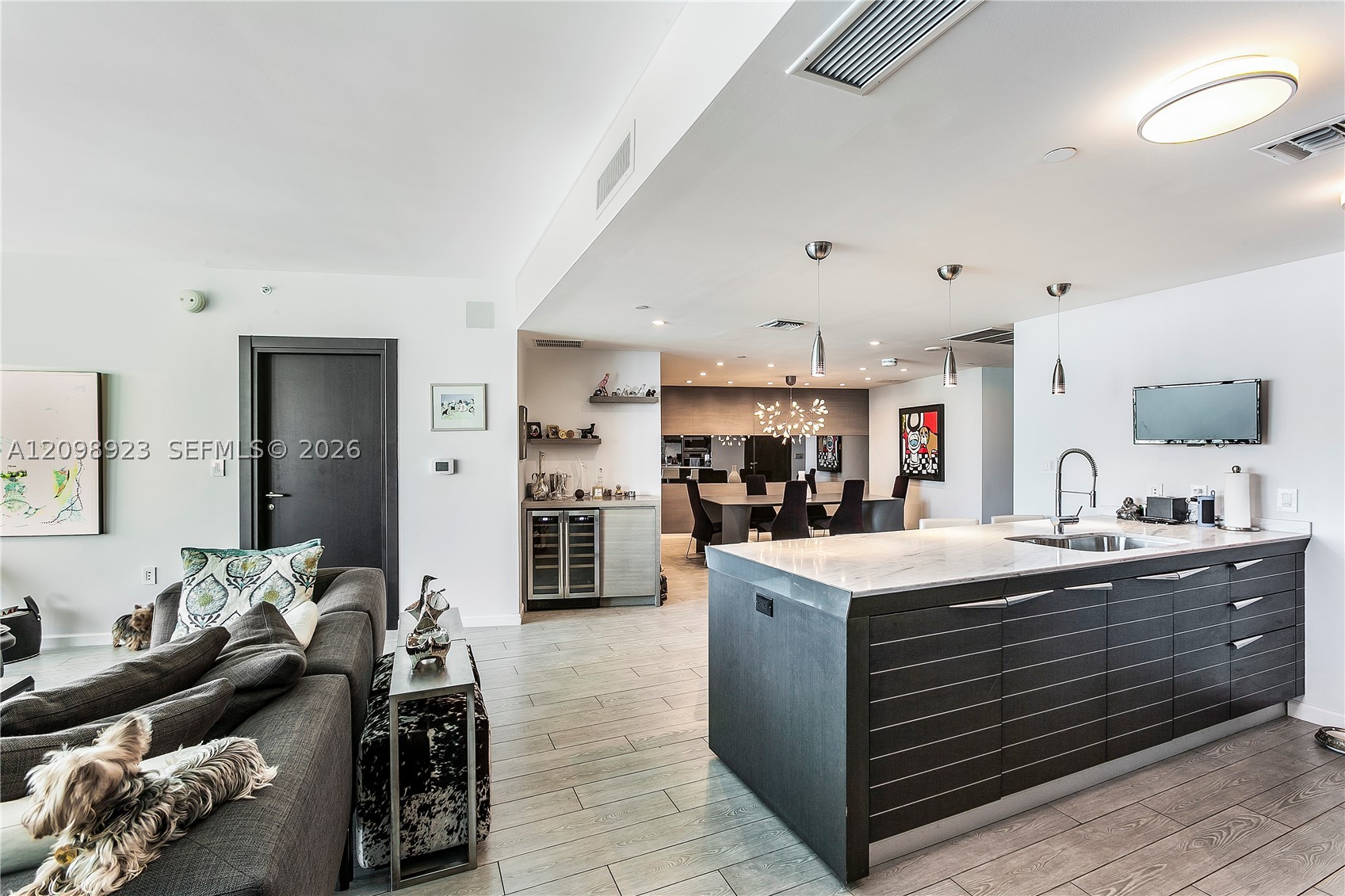 image Epic Residences4
