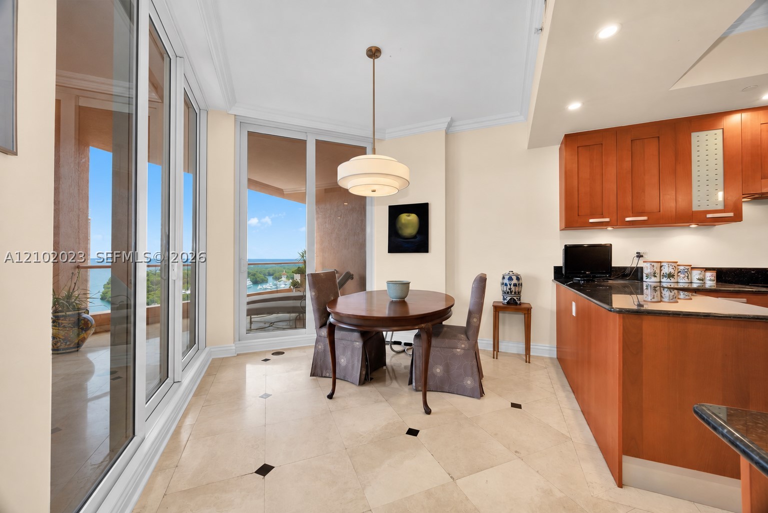image Gables Club Tower II15