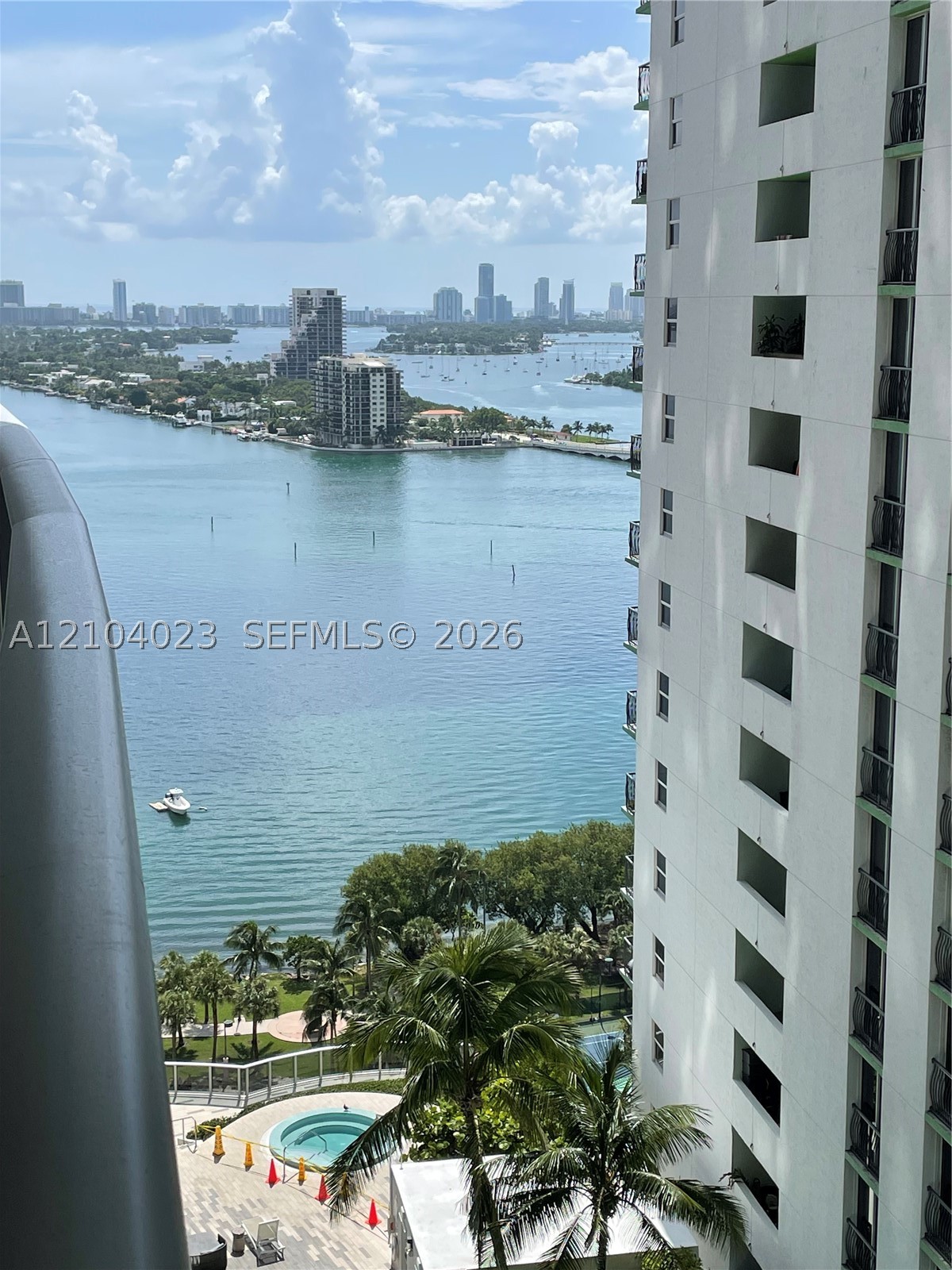 image Aria on the Bay1