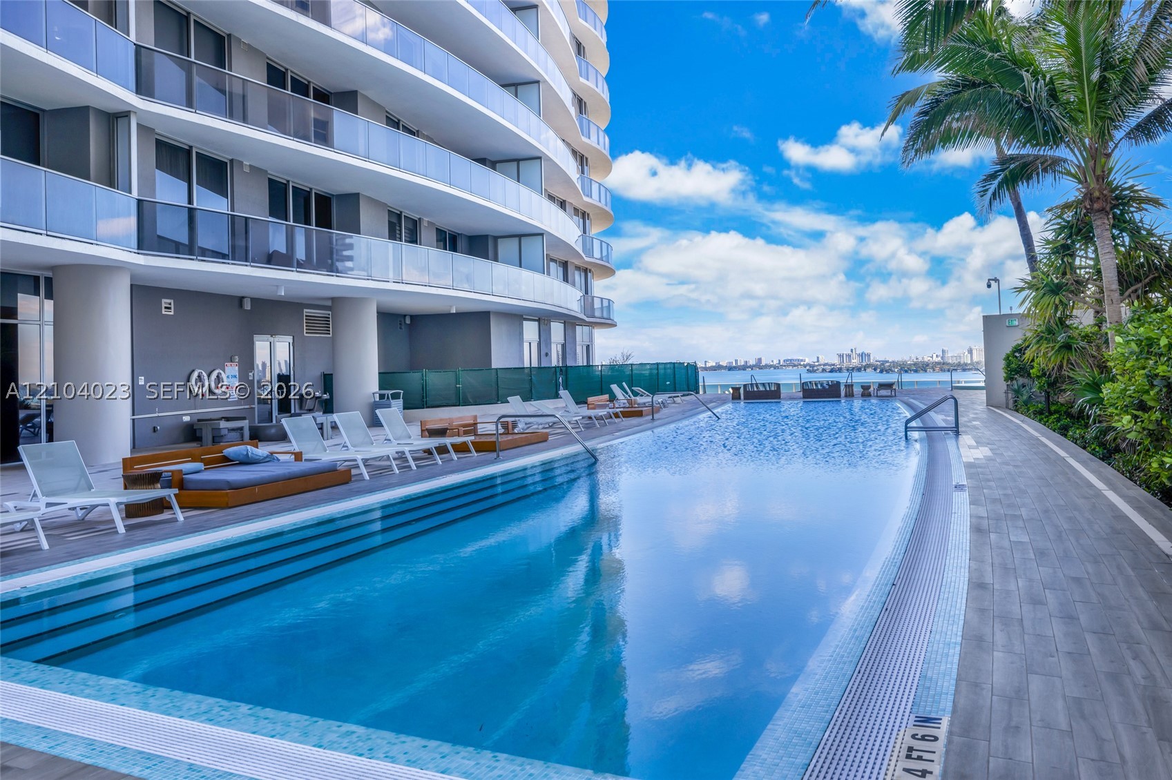 image Aria on the Bay22