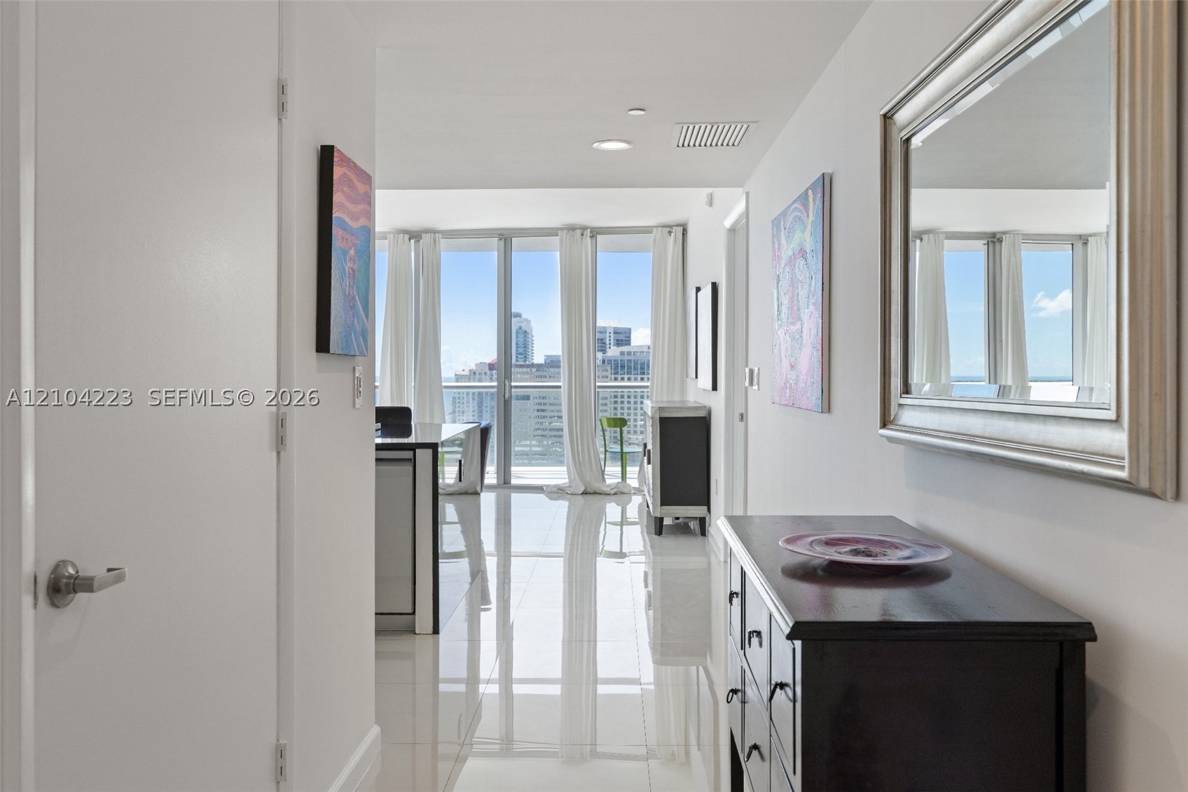 image Icon Brickell II28