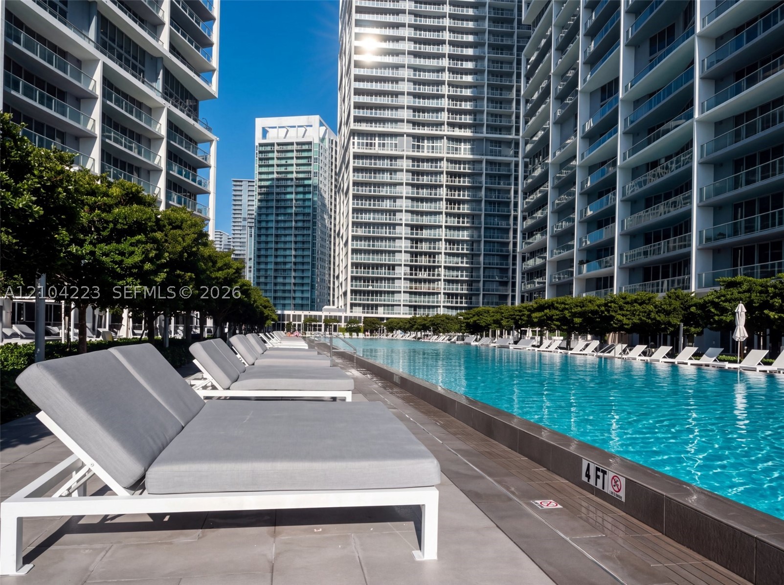 image Icon Brickell II53