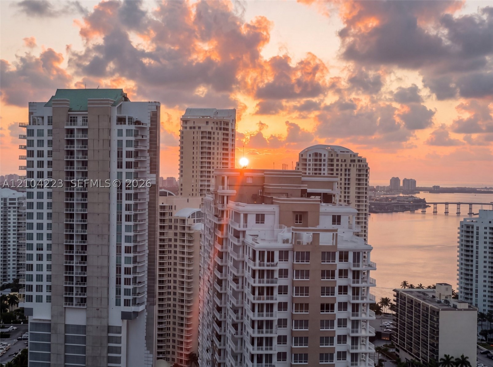 image Icon Brickell II54