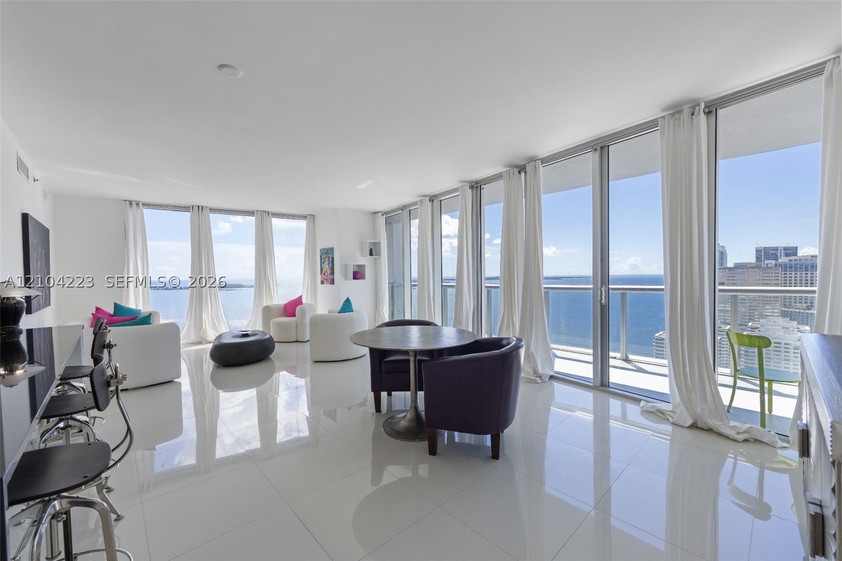 image Icon Brickell II6