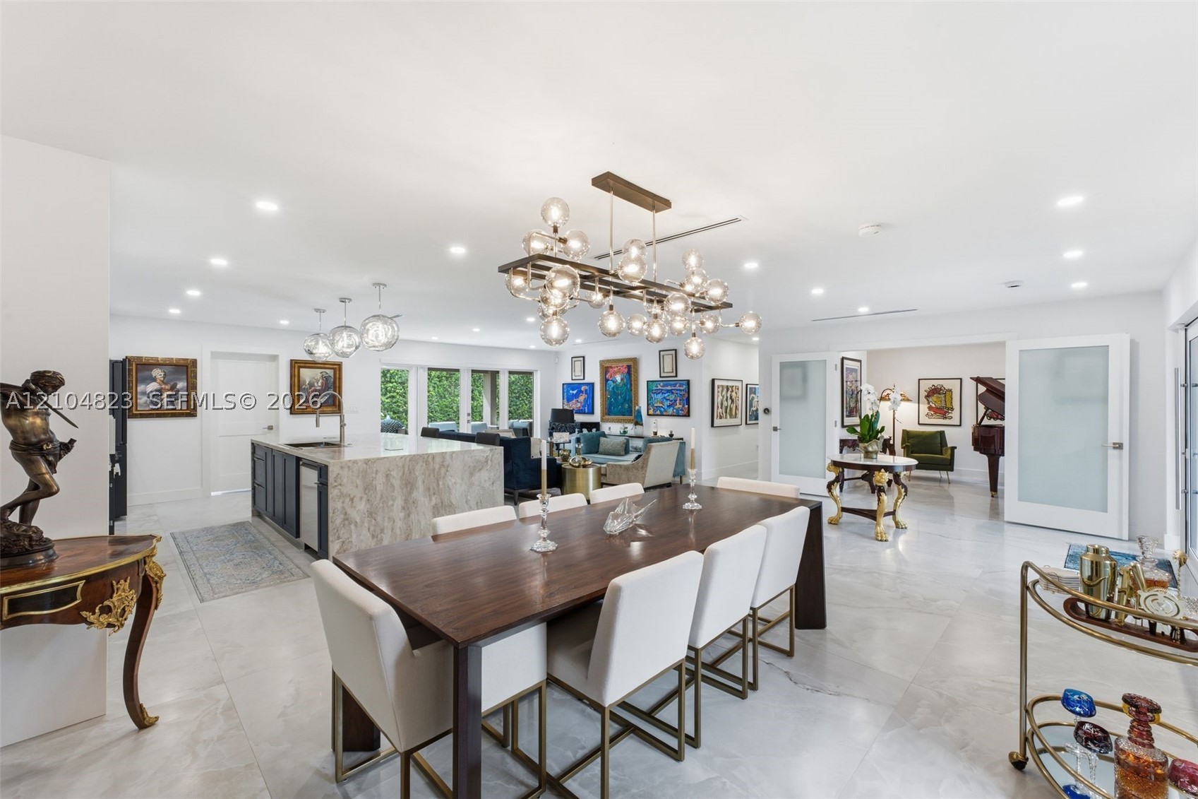 291 E Shore Dr E Miami, FL 33133