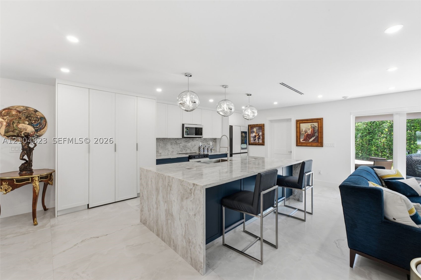 291 E Shore Dr E Miami, FL 33133
