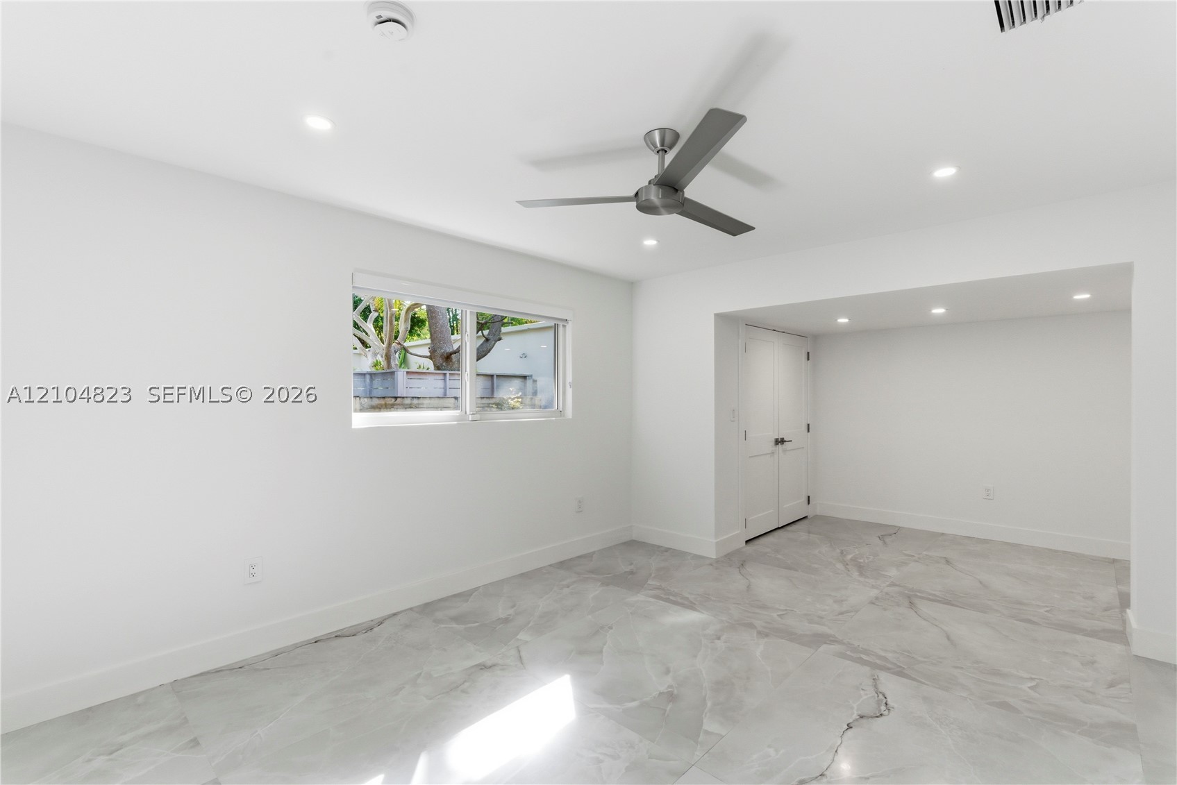 291 E Shore Dr E Miami, FL 33133
