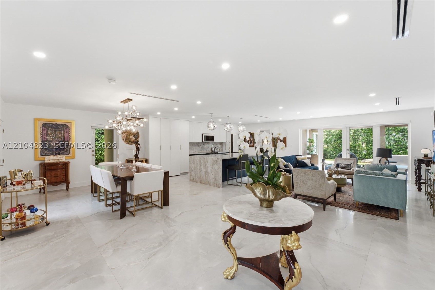 291 E Shore Dr E Miami, FL 33133