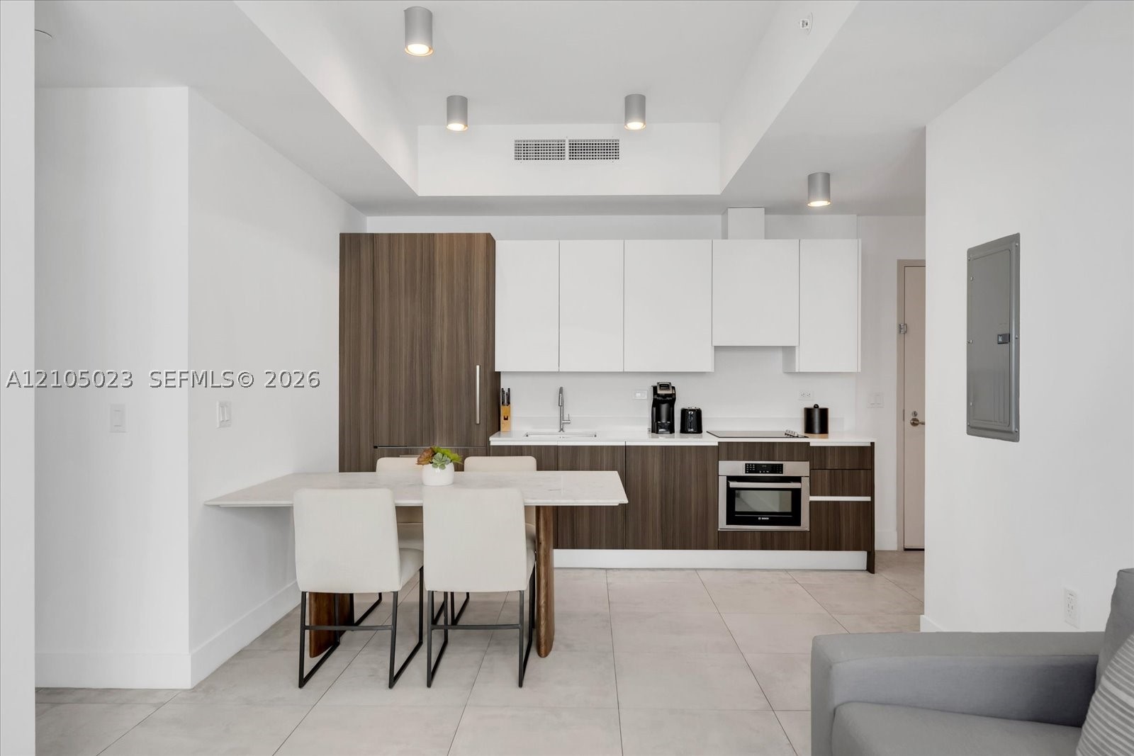 image Smart Brickell I0