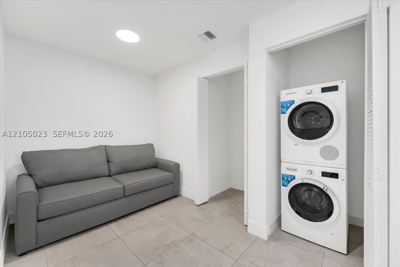 image Smart Brickell I8