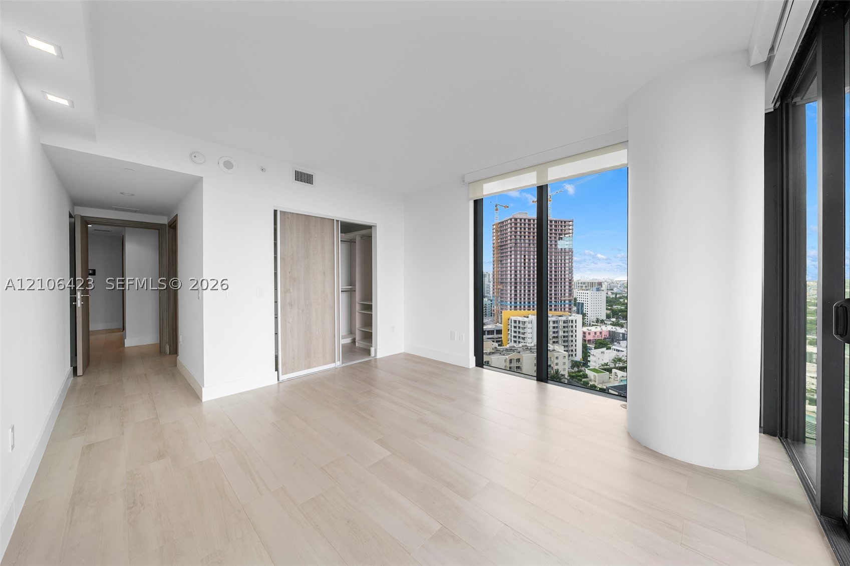 650 NE 32nd St #2201 Miami, FL 33137