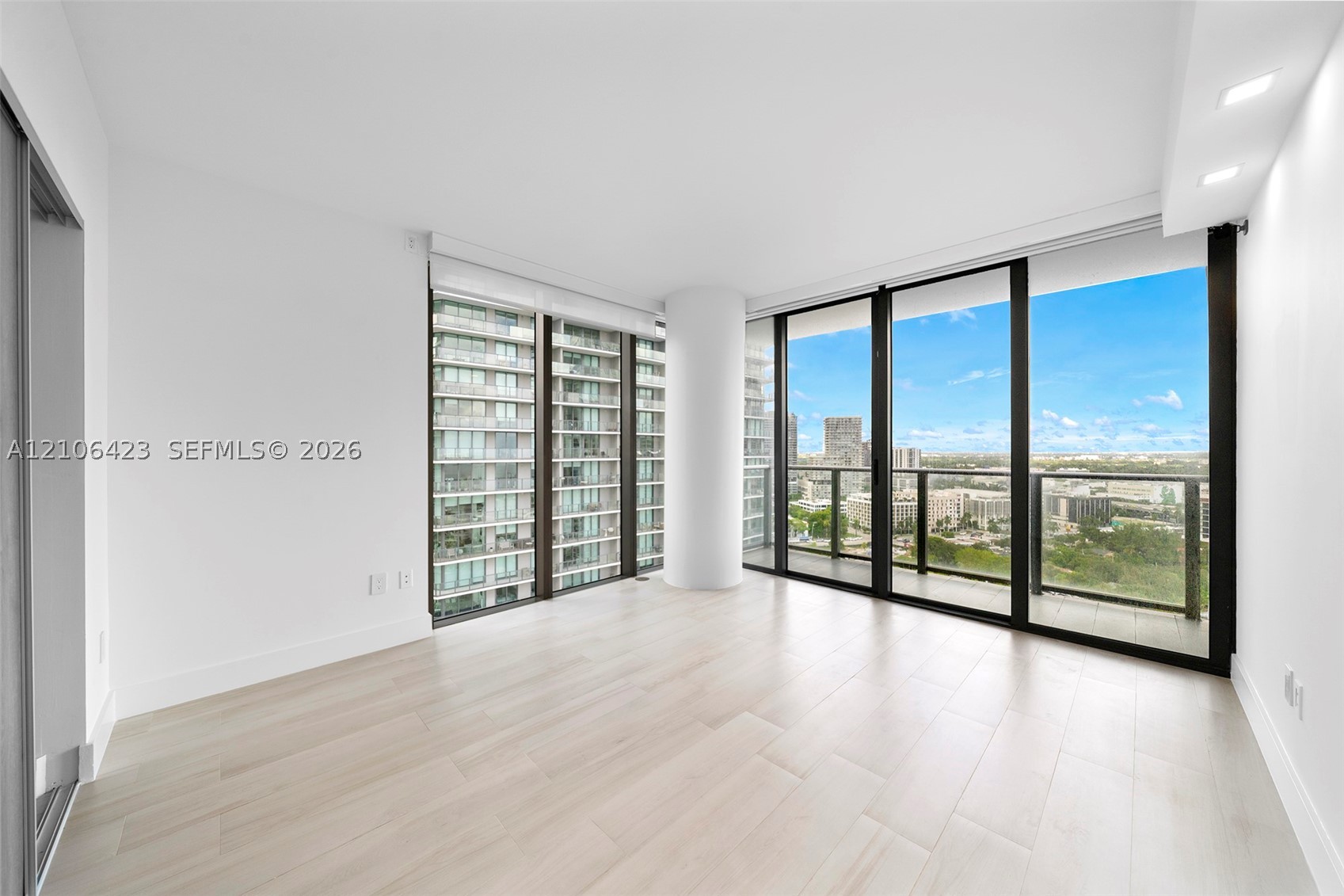 650 NE 32nd St #2201 Miami, FL 33137