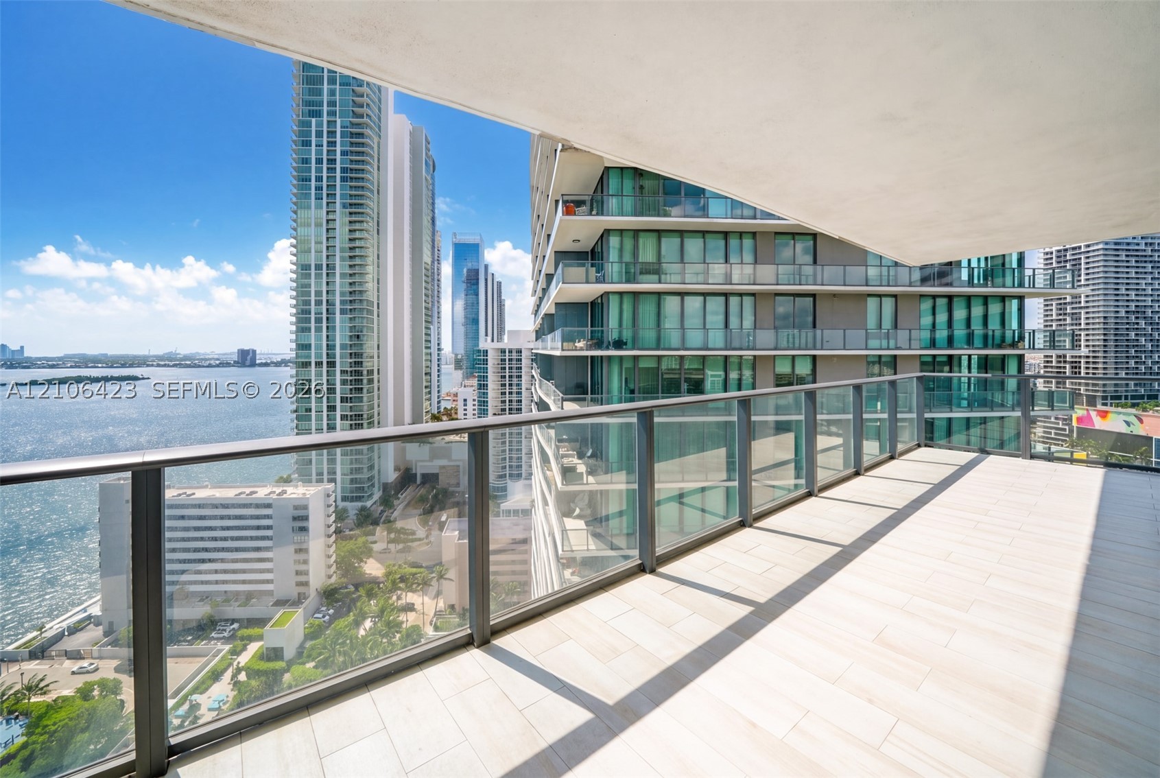 650 NE 32nd St #2201 Miami, FL 33137