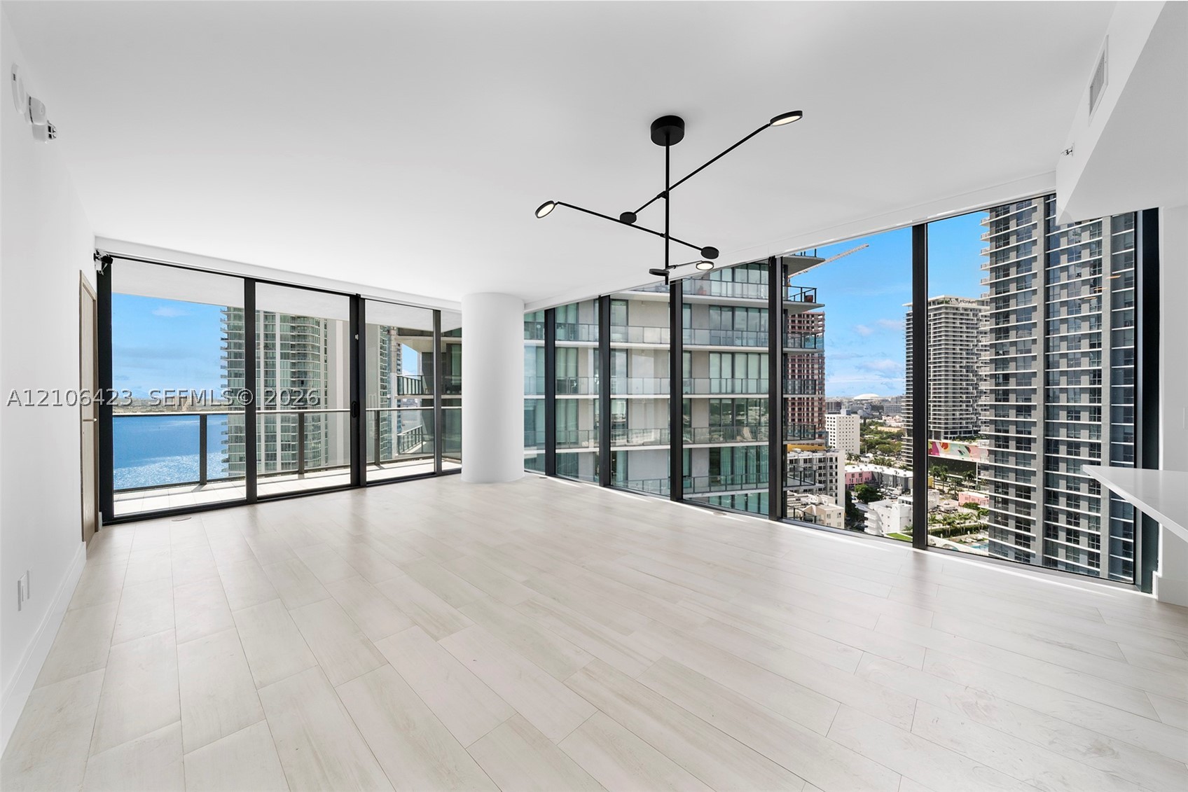 650 NE 32nd St #2201 Miami, FL 33137