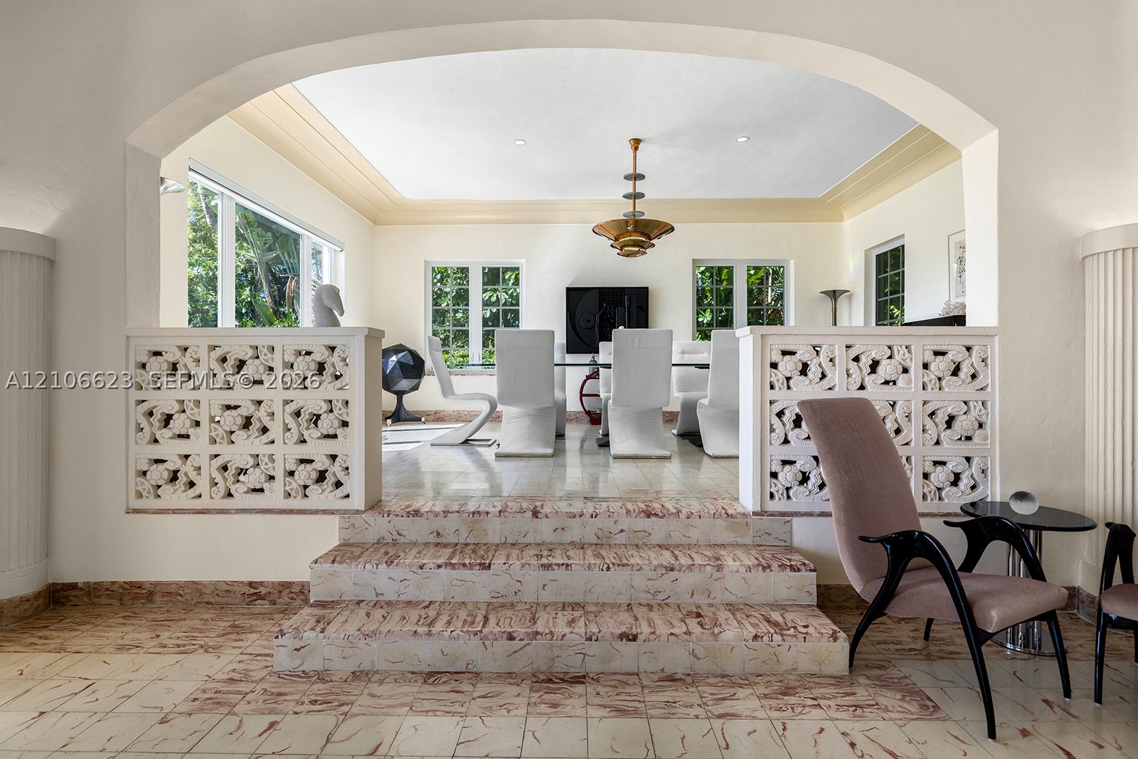2312 Bay Ave Miami Beach, FL 33140