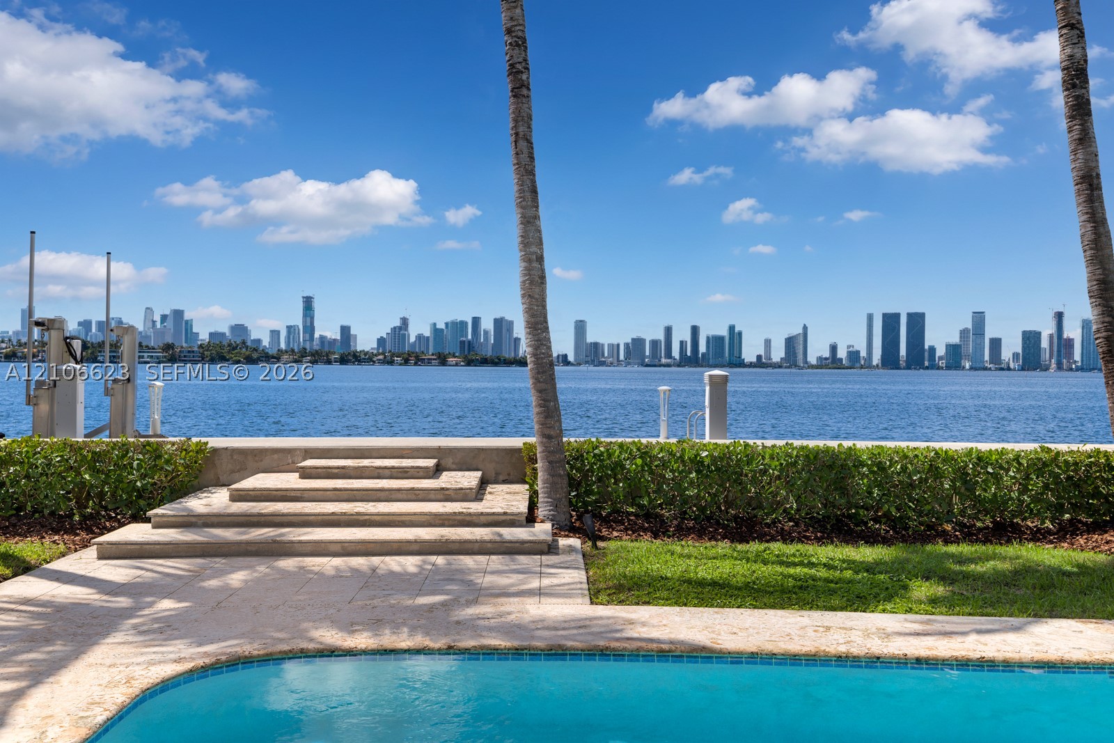 2312 Bay Ave Miami Beach, FL 33140