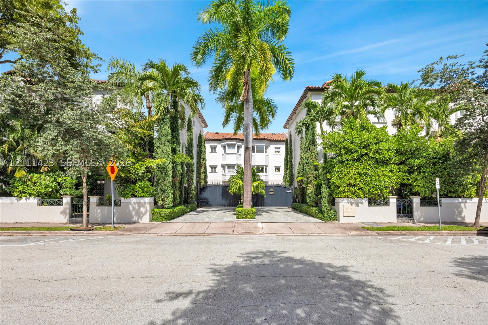 261 Navarre Ave #A-3 Coral Gables, FL 33134