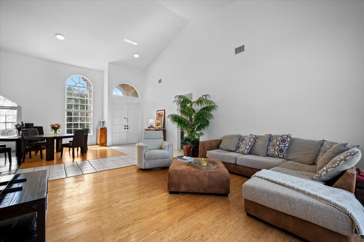 10233 Allamanda Palm Beach Gardens, FL 33410