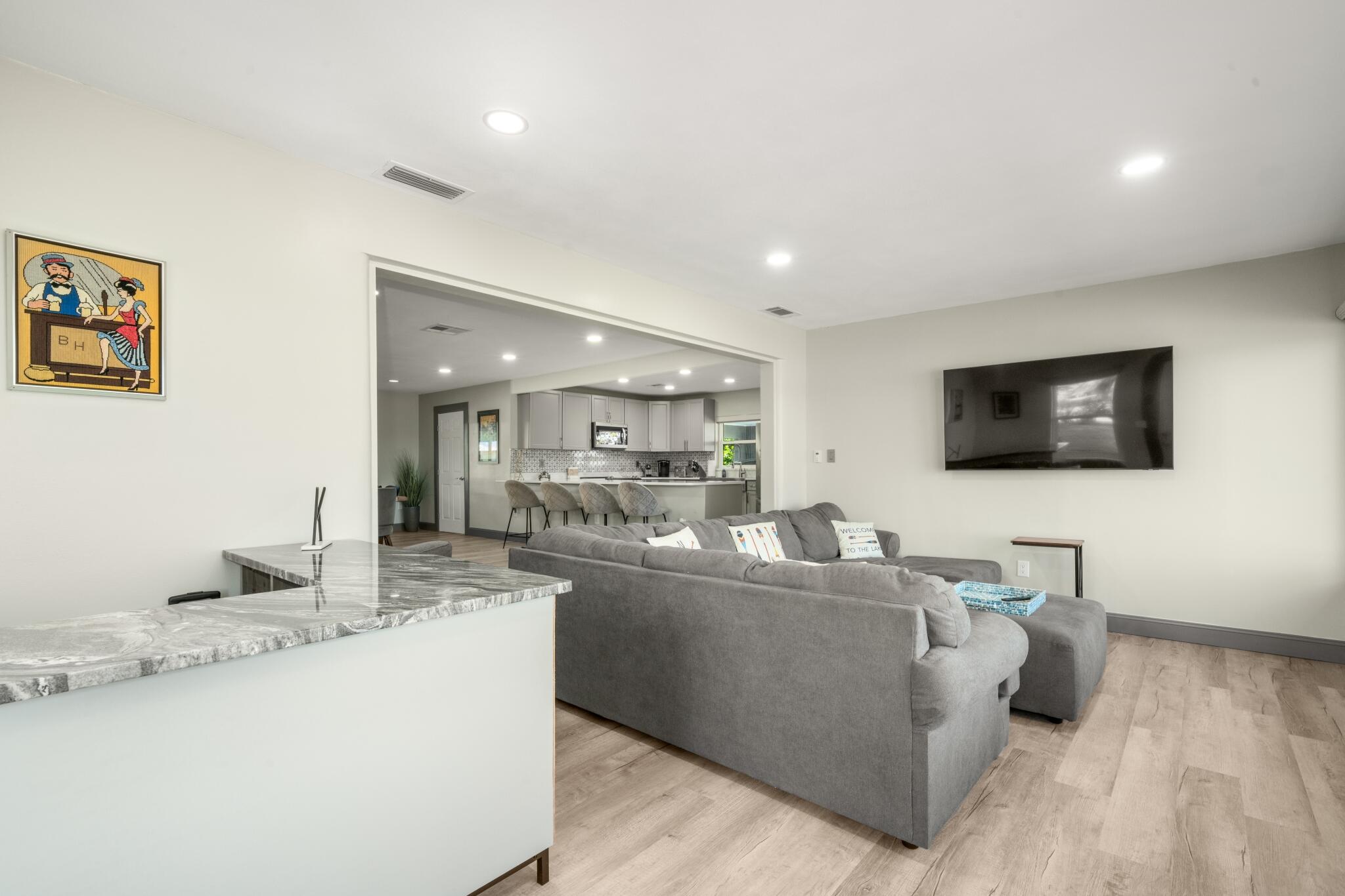 1622 W Dinner Lk Sebring, FL 33870