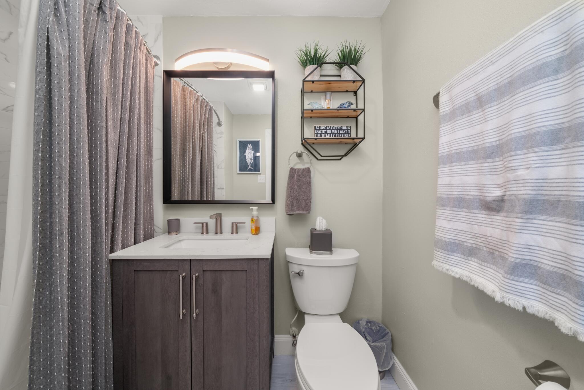 1622 W Dinner Lk Sebring, FL 33870