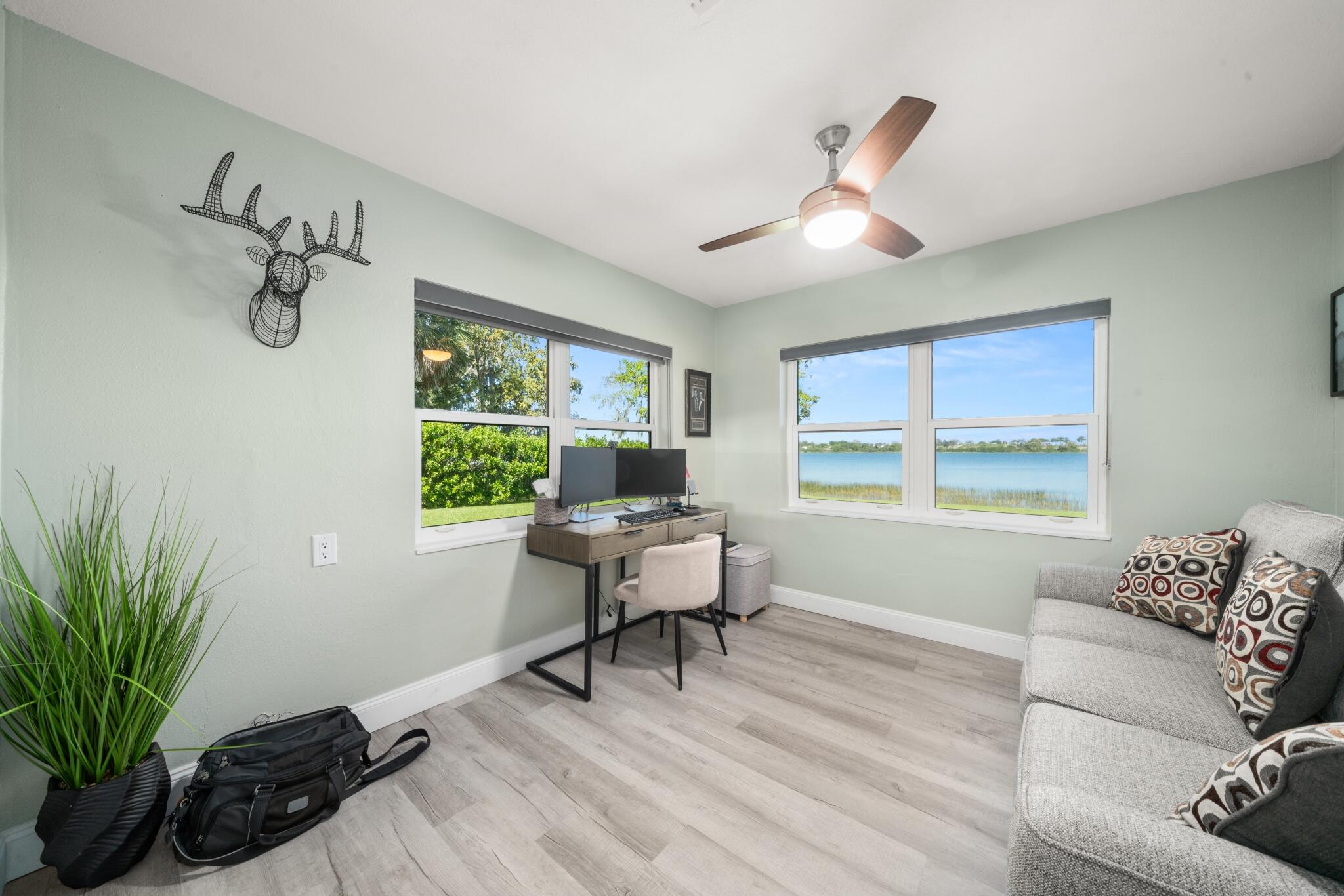 1622 W Dinner Lk Sebring, FL 33870