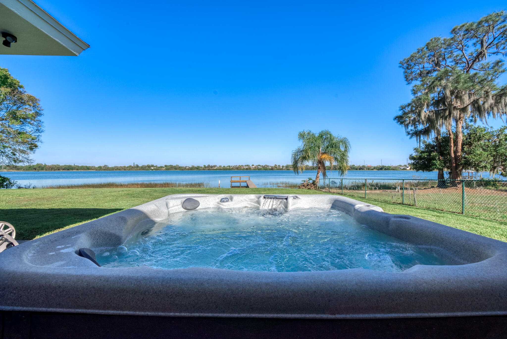 1622 W Dinner Lk Sebring, FL 33870