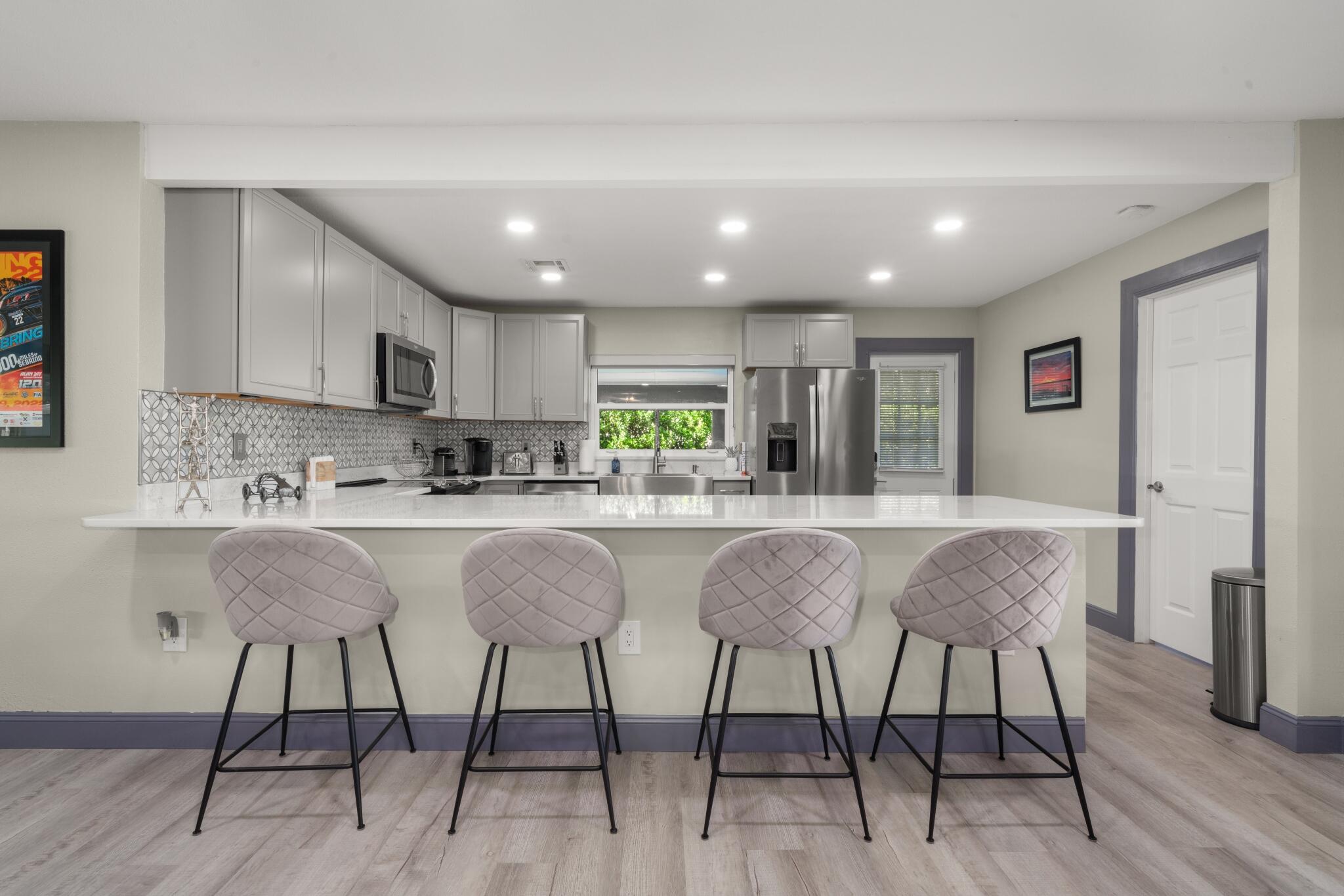 1622 W Dinner Lk Sebring, FL 33870