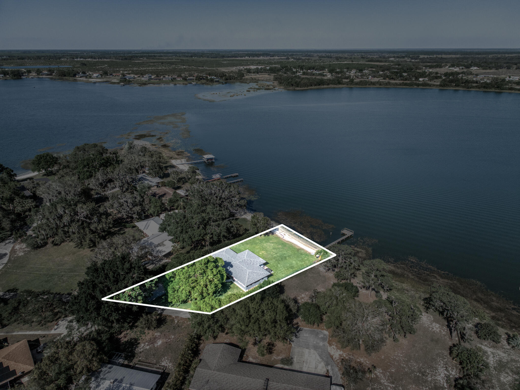 1622 W Dinner Lk Sebring, FL 33870