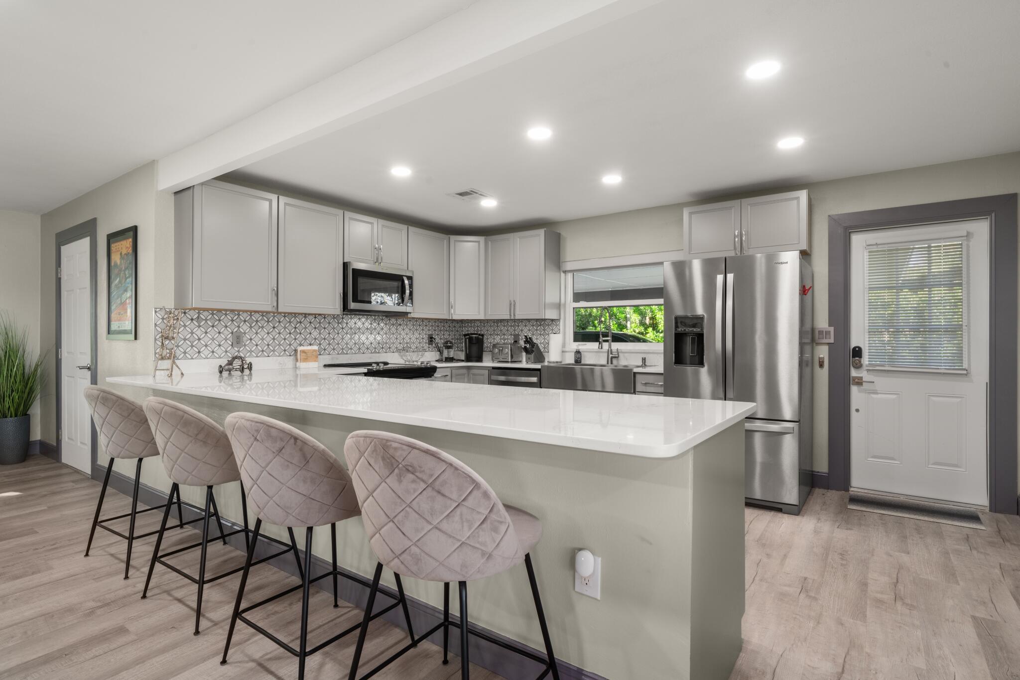 1622 W Dinner Lk Sebring, FL 33870