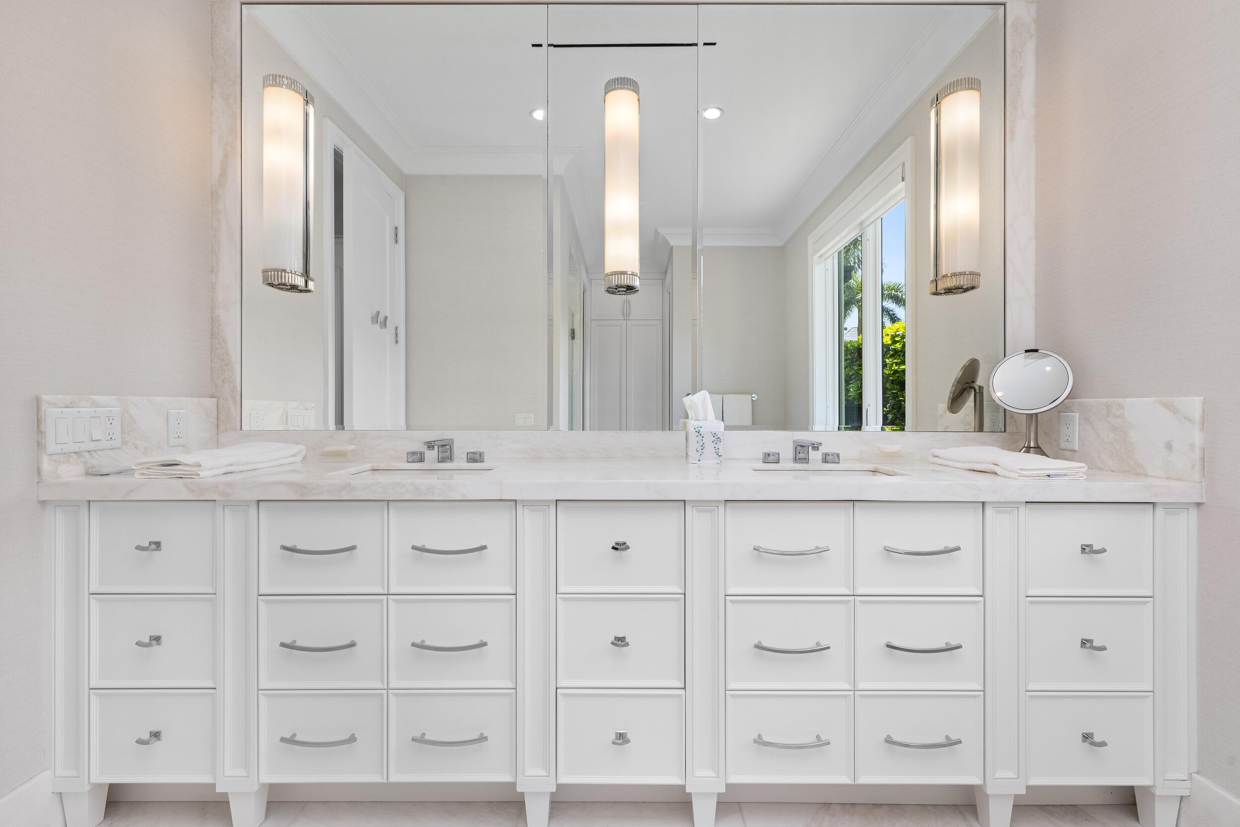 229 Ridgeview Palm Beach, FL 33480