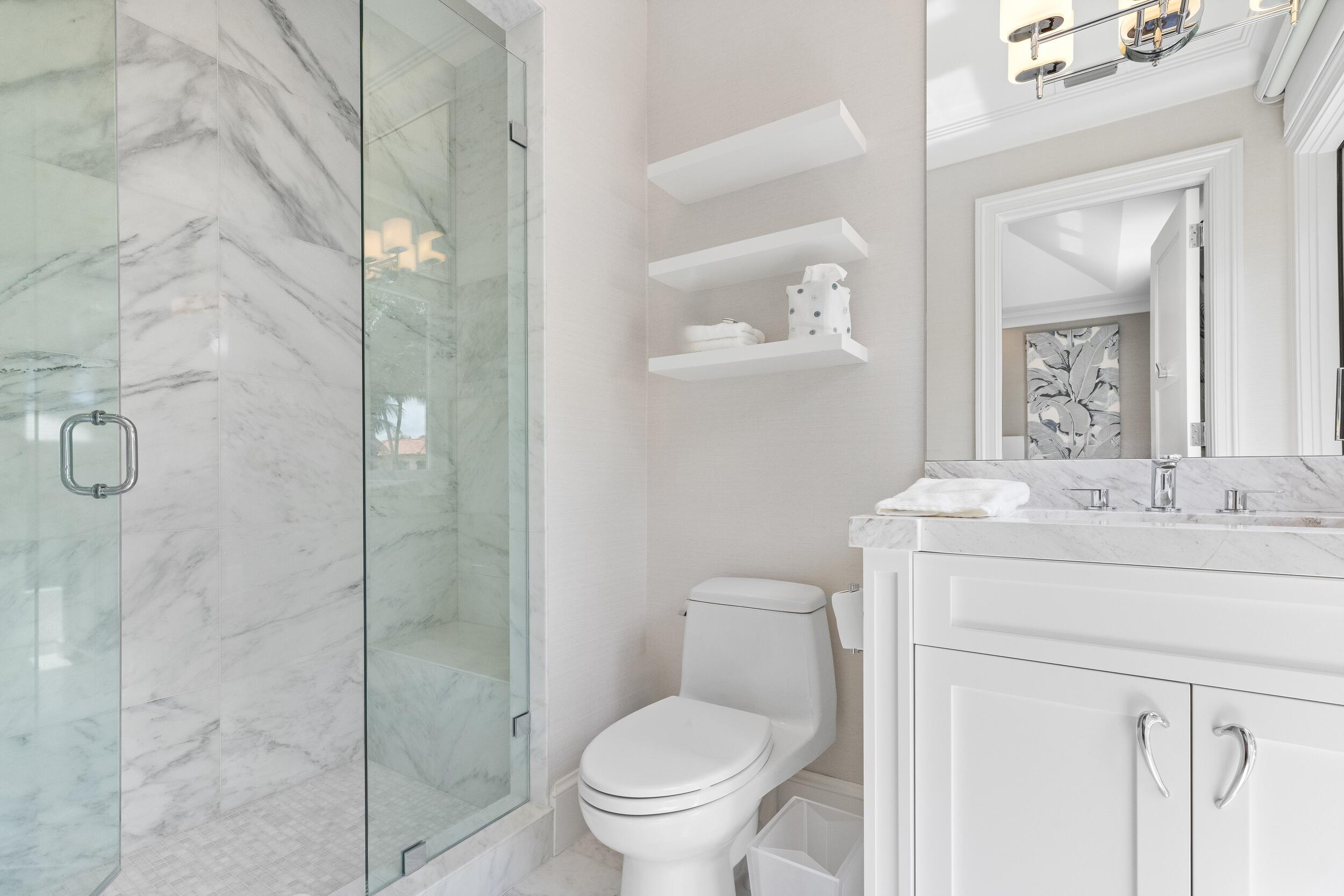 229 Ridgeview Palm Beach, FL 33480