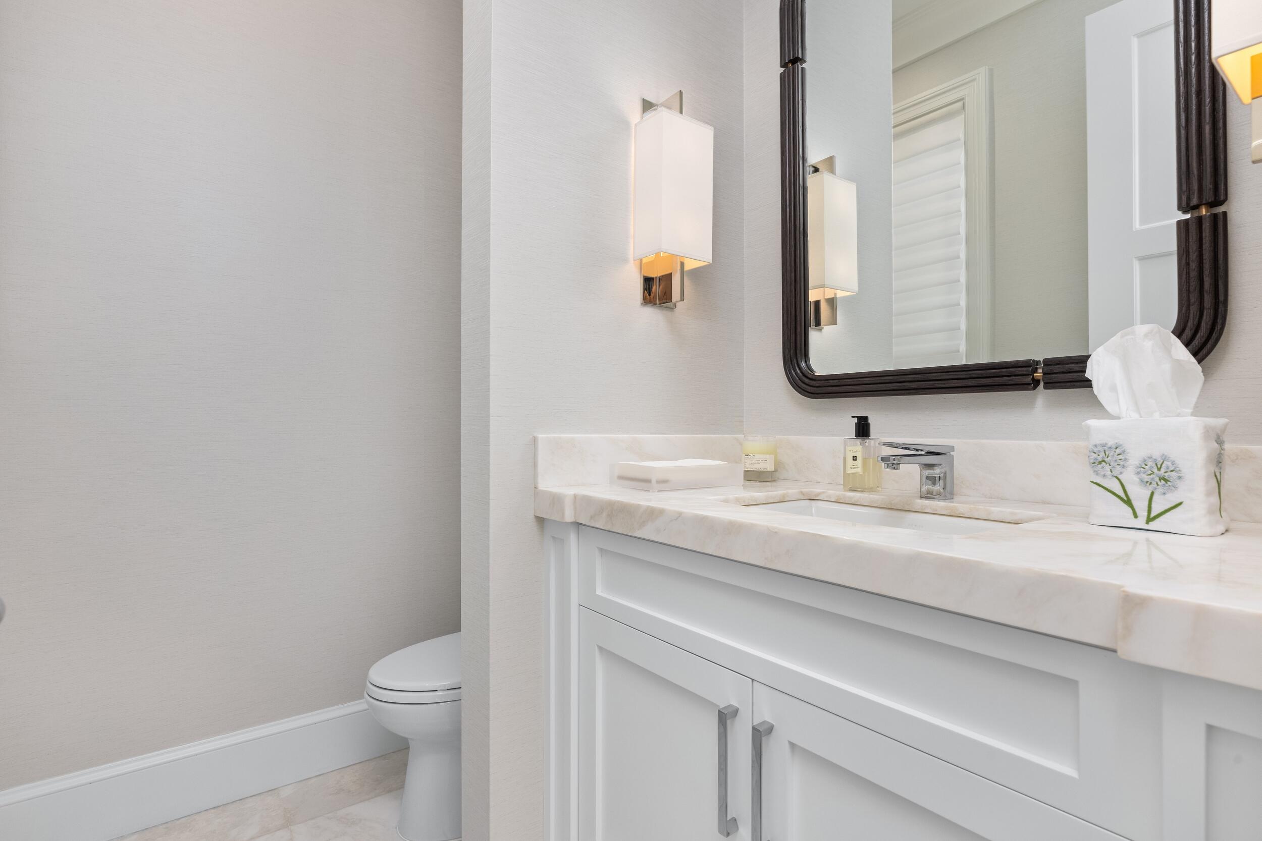 229 Ridgeview Palm Beach, FL 33480
