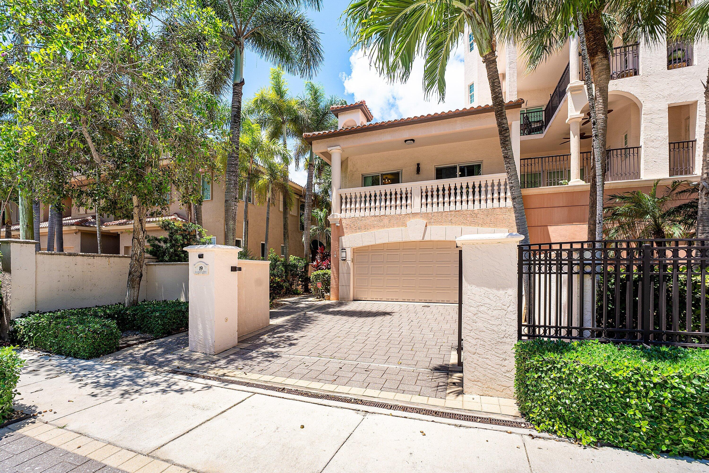 19 Hendricks Fort Lauderdale, FL 33301