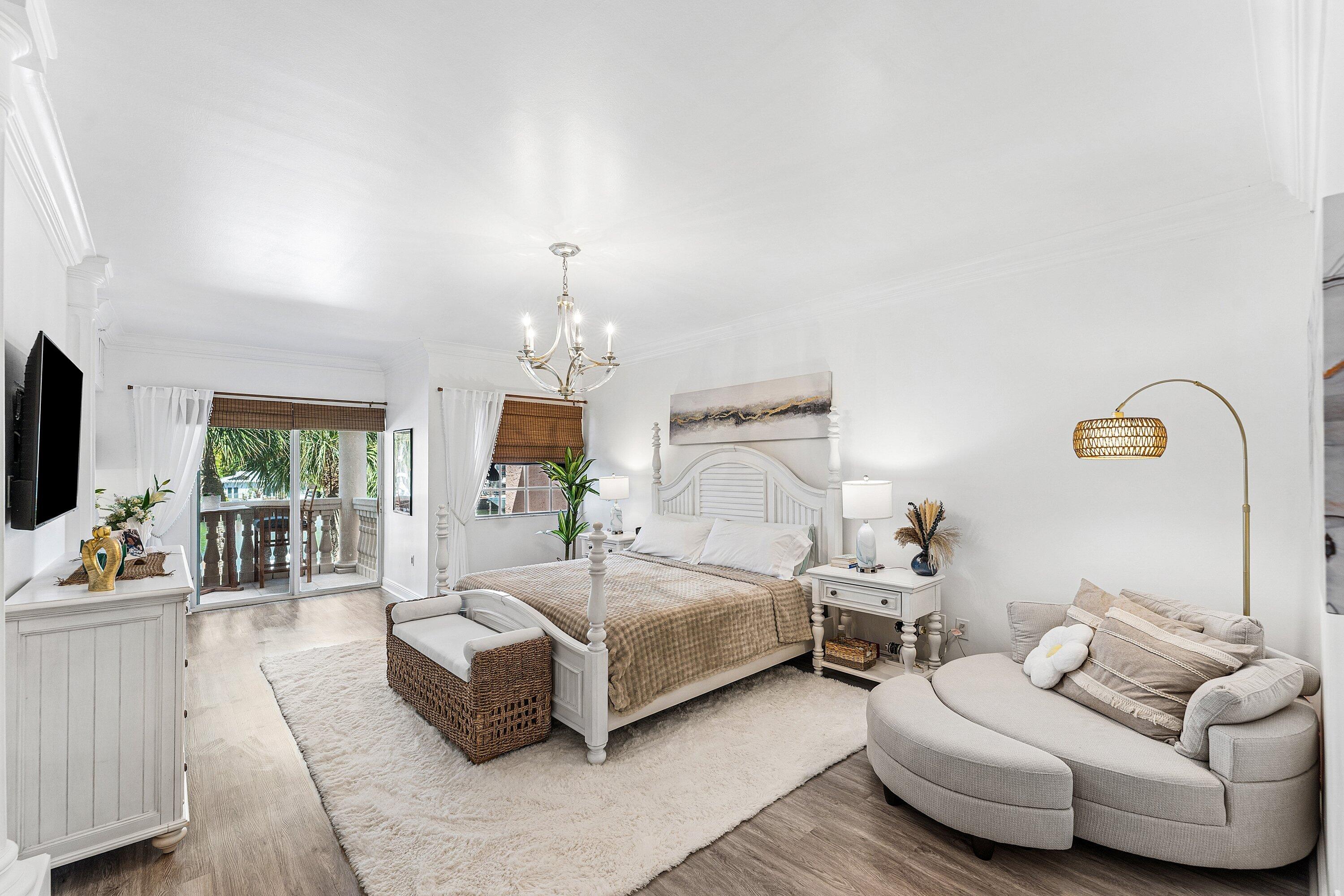 19 Hendricks Fort Lauderdale, FL 33301