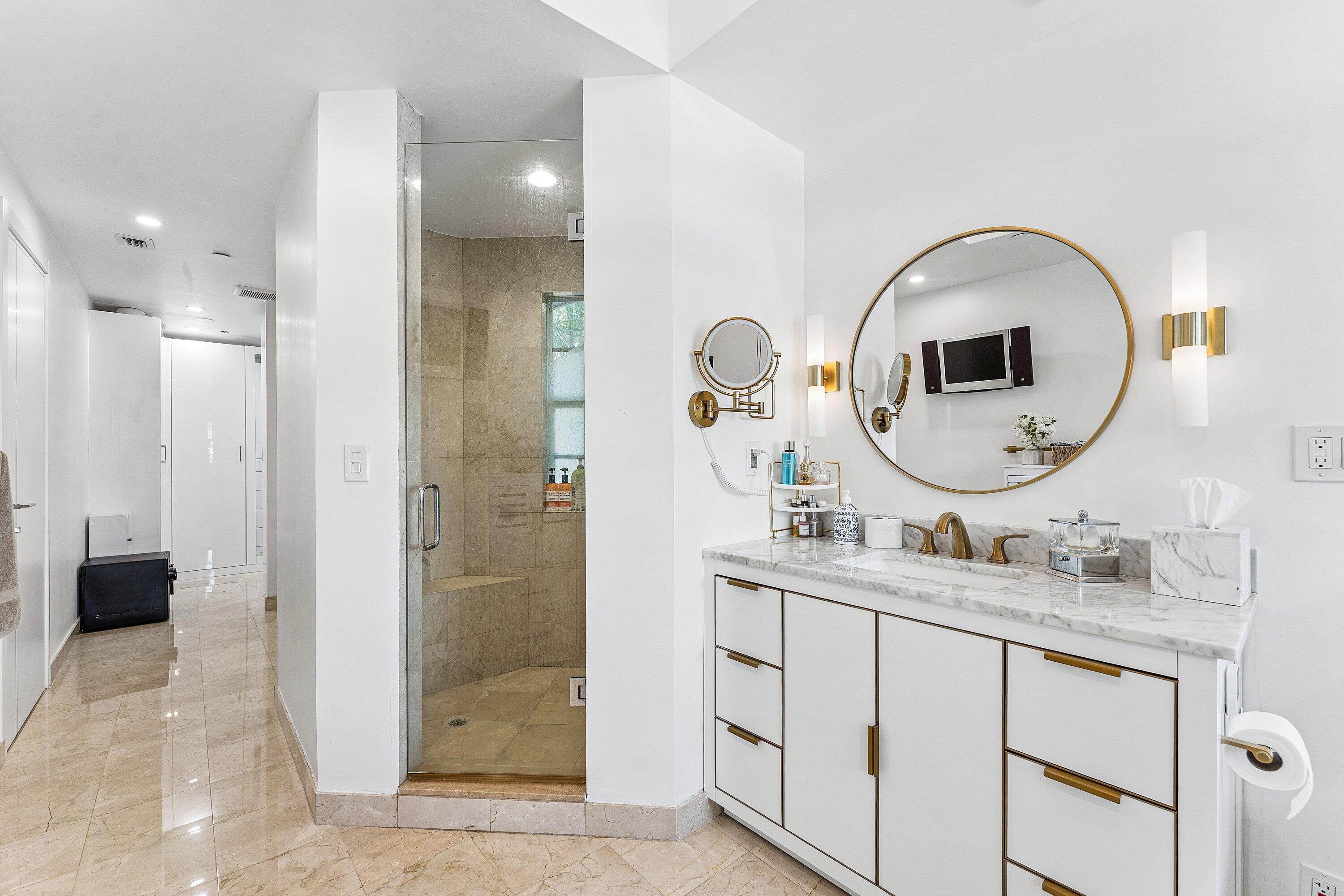 19 Hendricks Fort Lauderdale, FL 33301