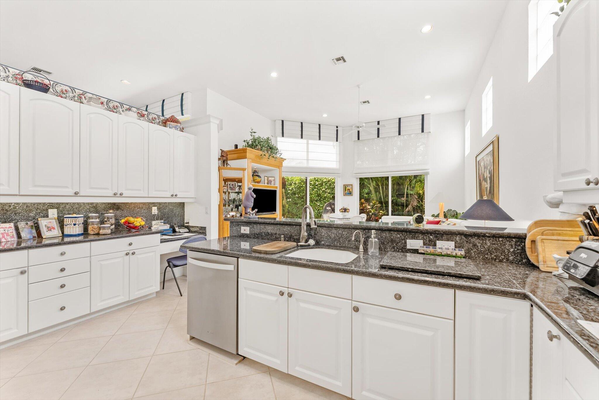 6533 Somerset Boca Raton, FL 33496