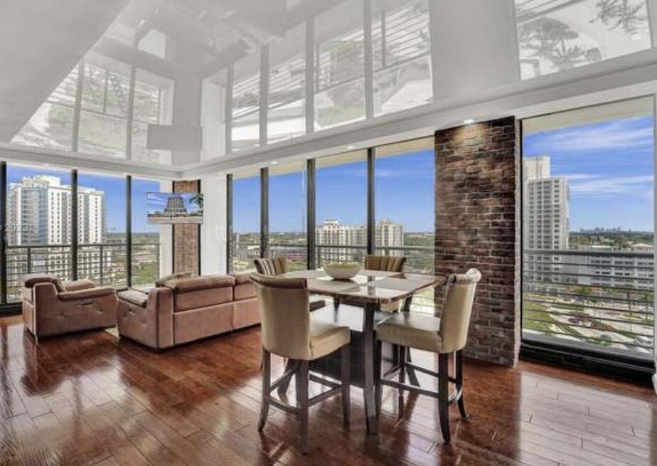 1720 Harrison #14h