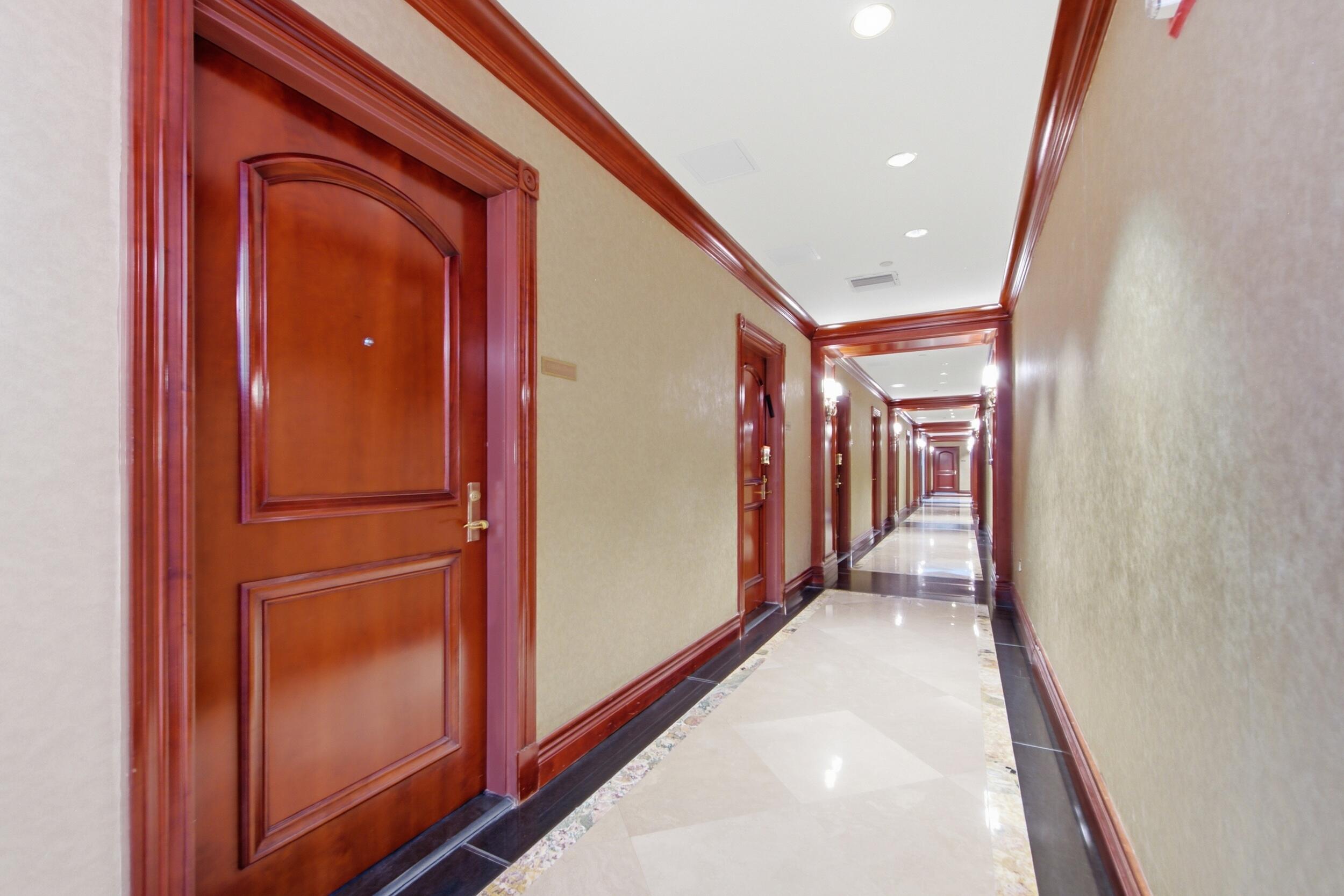 9595 Collins #N10i Surfside, FL 33154