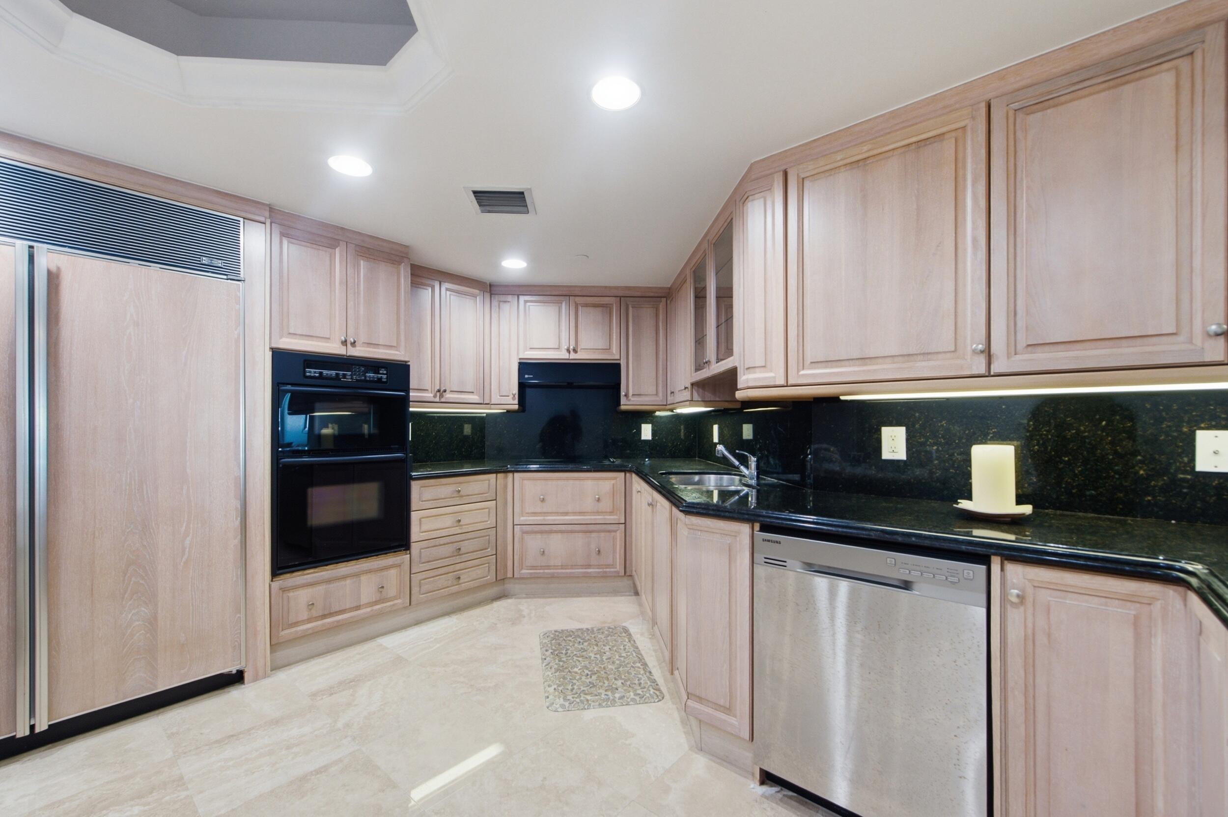 9595 Collins #N10i Surfside, FL 33154