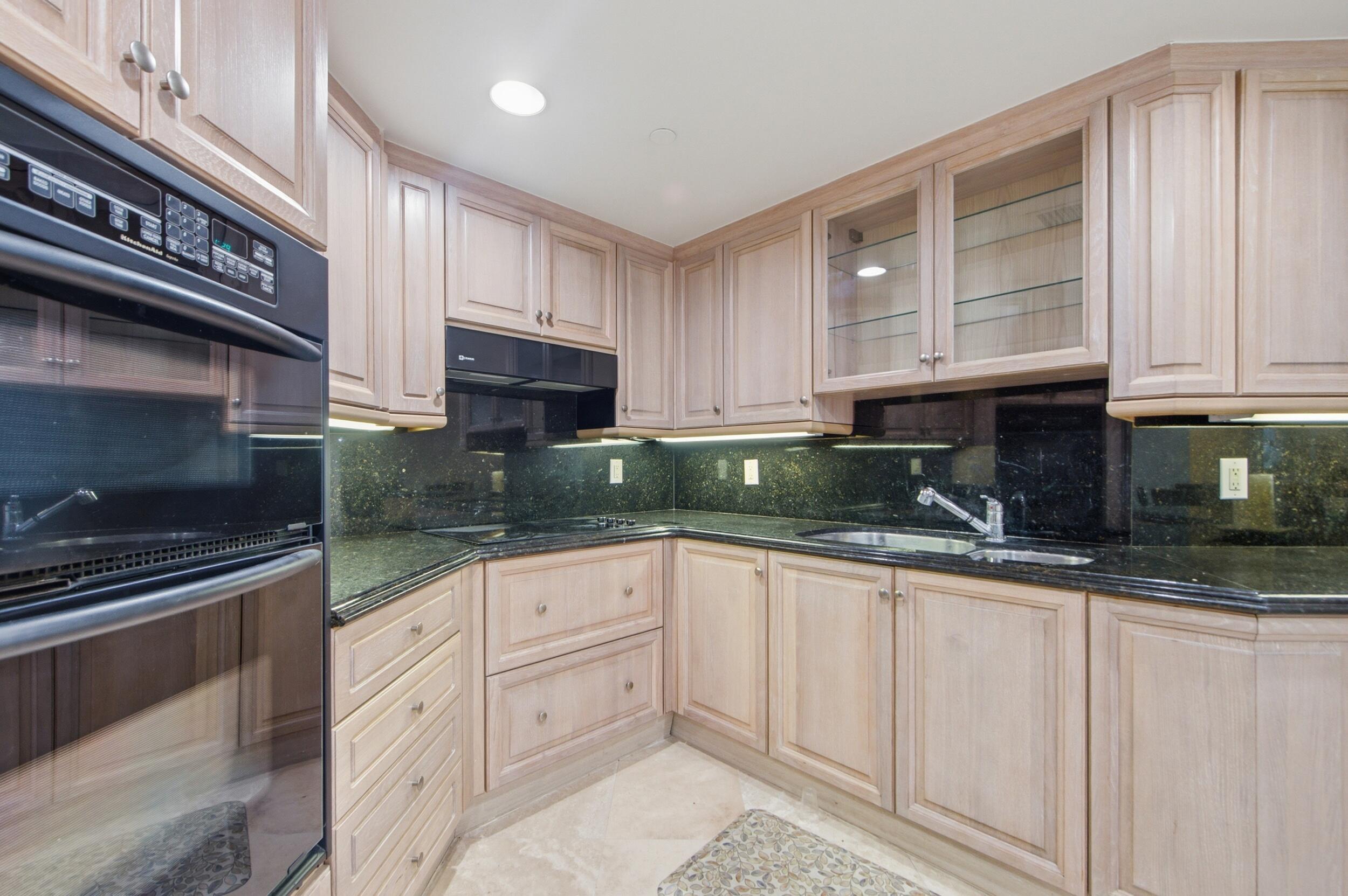 9595 Collins #N10i Surfside, FL 33154