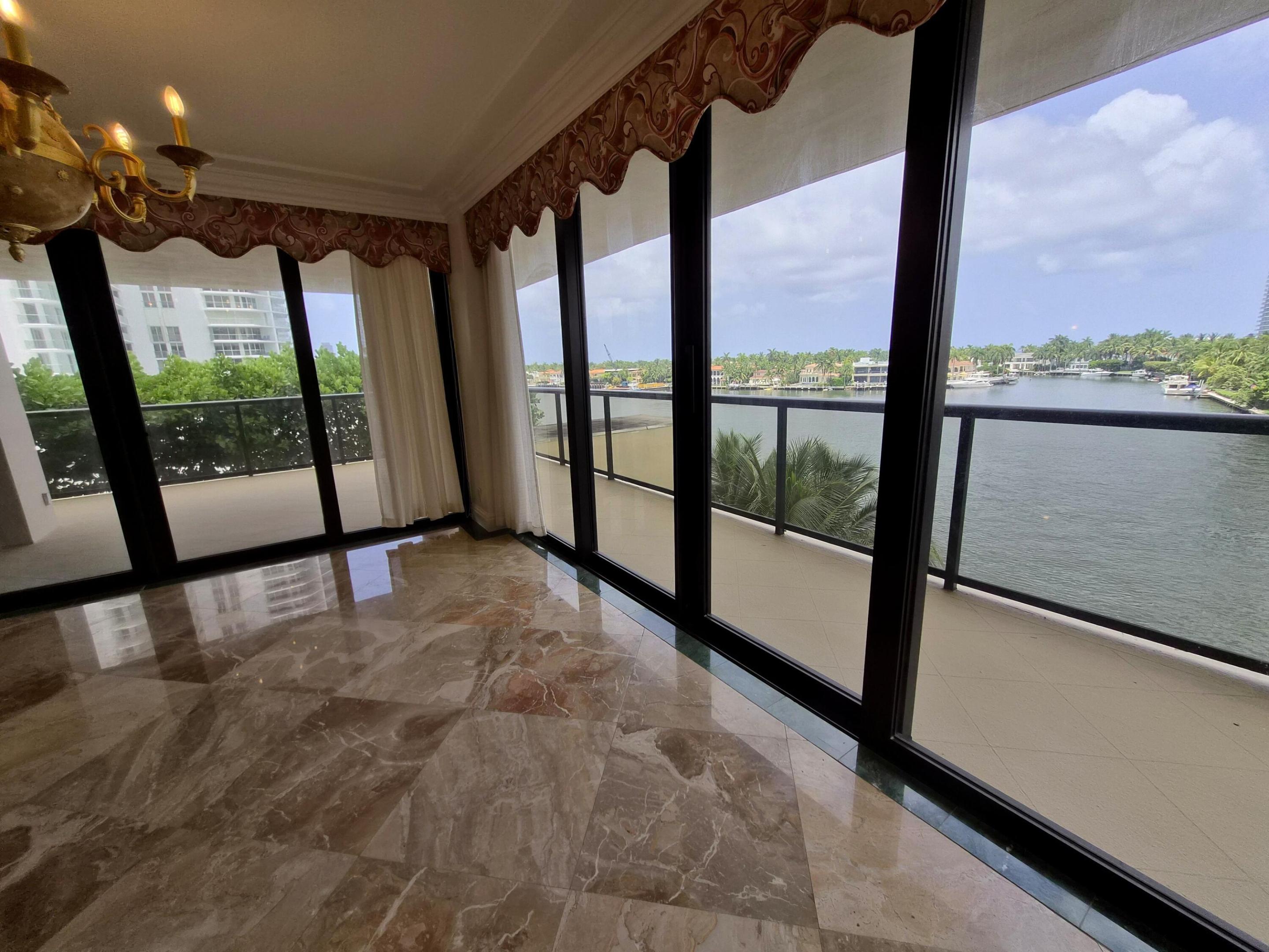 19667 Turnberry #4J Aventura, FL 33180
